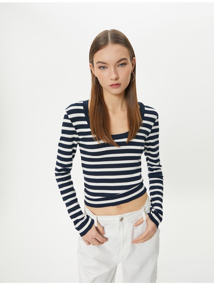 Футболка KOTON T shirt, цвет marineblau gestreift
Футболка KOTON T shirt, цвет marineblau gestreift