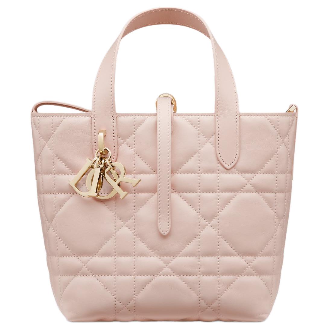 DIOR Женская сумка из натуральной кожи
DIOR Женская сумка из натуральной кожи