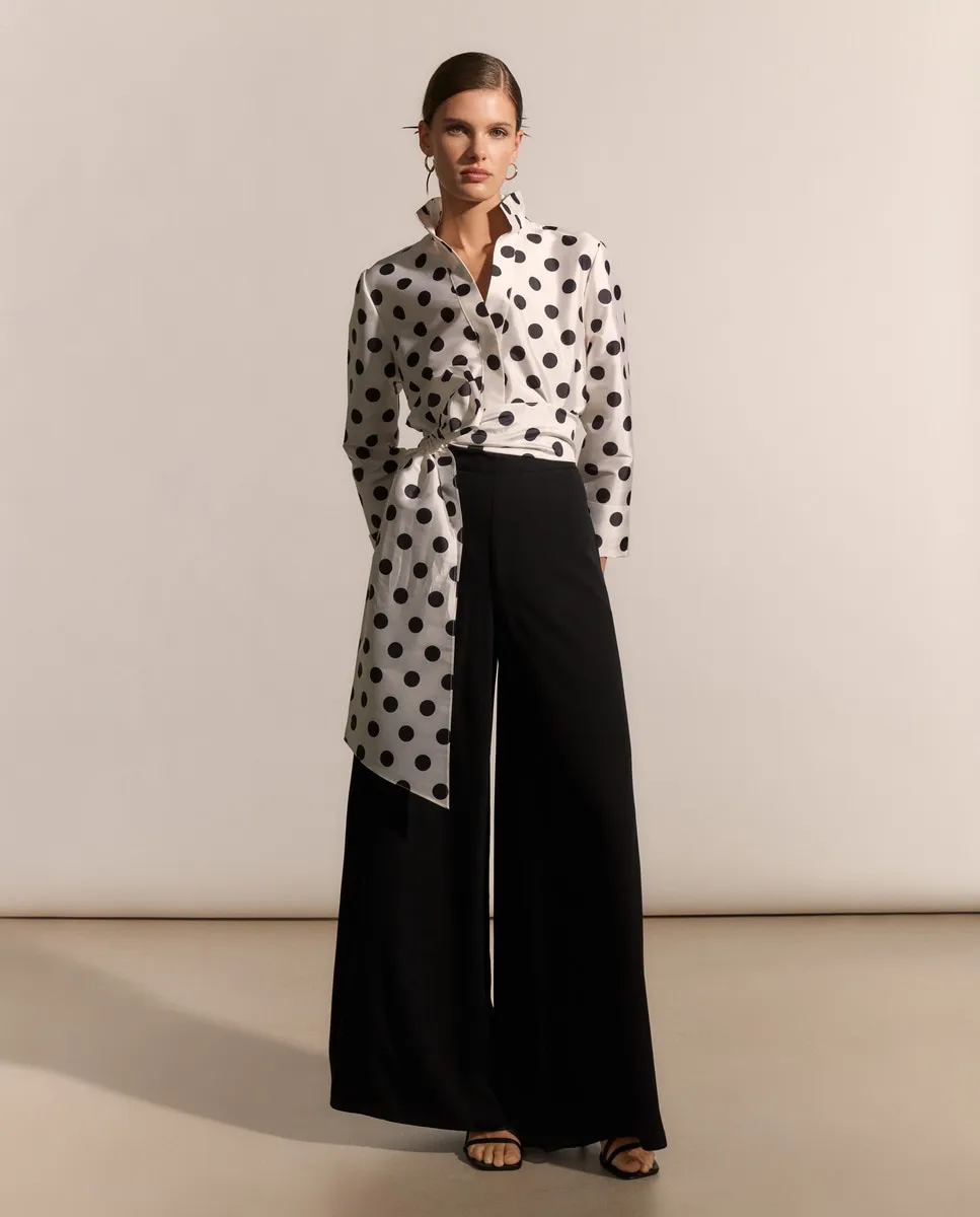 Женские струящиеся шифоновые брюки Woman Fiesta El Corte Inglés, черный
Женские струящиеся шифоновые брюки Woman Fiesta El Corte Inglés, черный