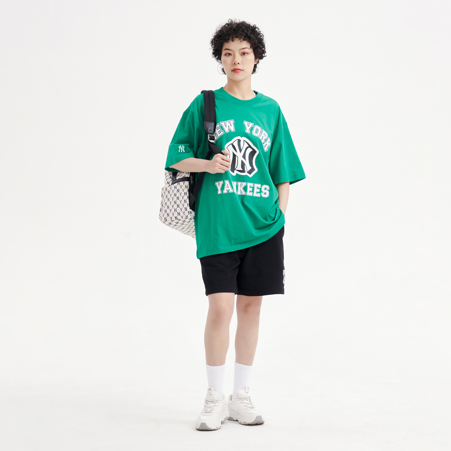 Футболка New York Yankees унисекс зеленая Mlb, зеленый
Футболка New York Yankees унисекс зеленая Mlb, зеленый