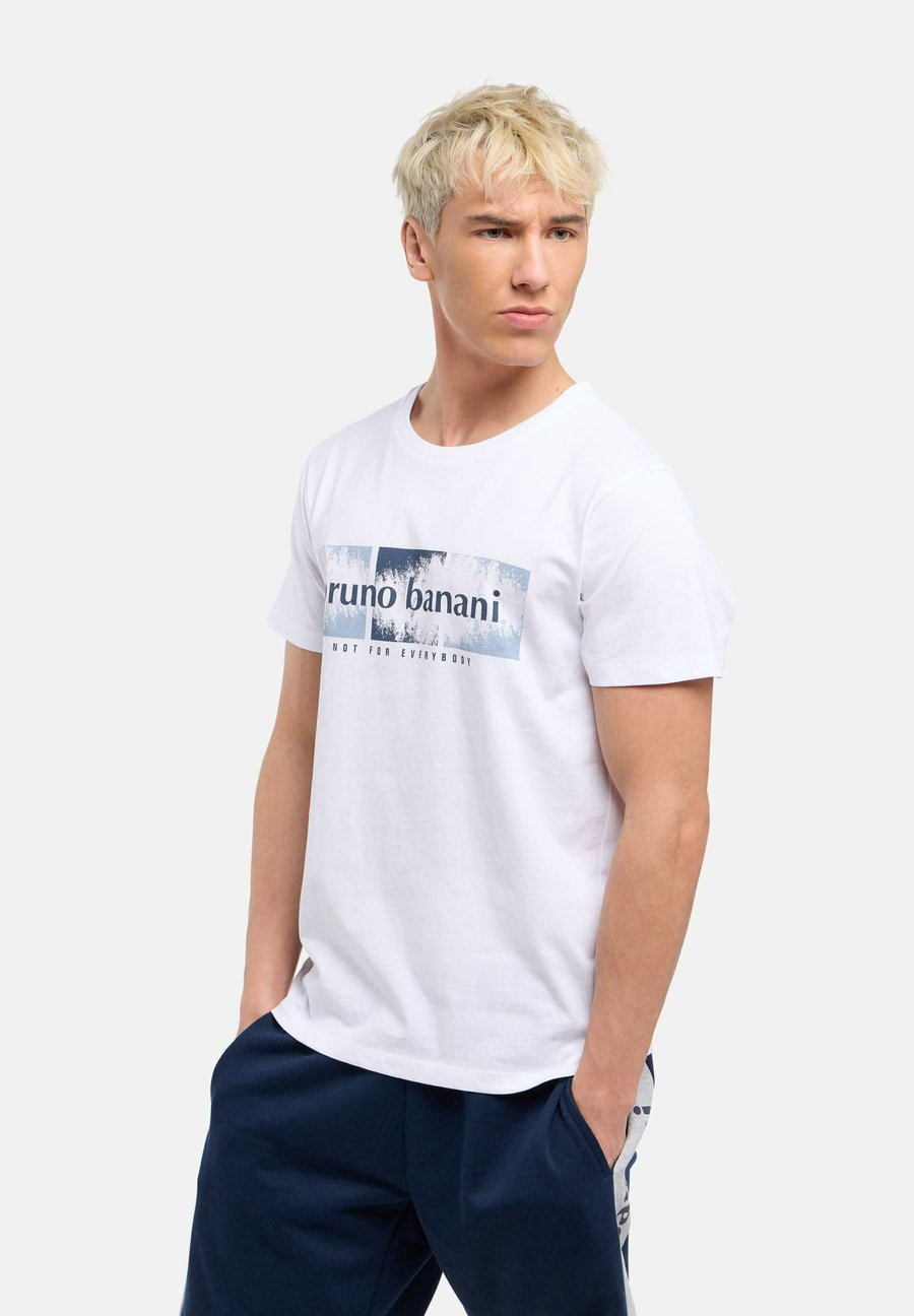 Футболка Bruno Banani LOGODRUCK DALTON, Weiß/White, Белый, Футболка Bruno Banani LOGODRUCK DALTON, Weiß/White
Футболка Bruno Banani LOGODRUCK DALTON, Weiß/White, Белый, Футболка Bruno Banani LOGODRUCK DALTON, Weiß/White
