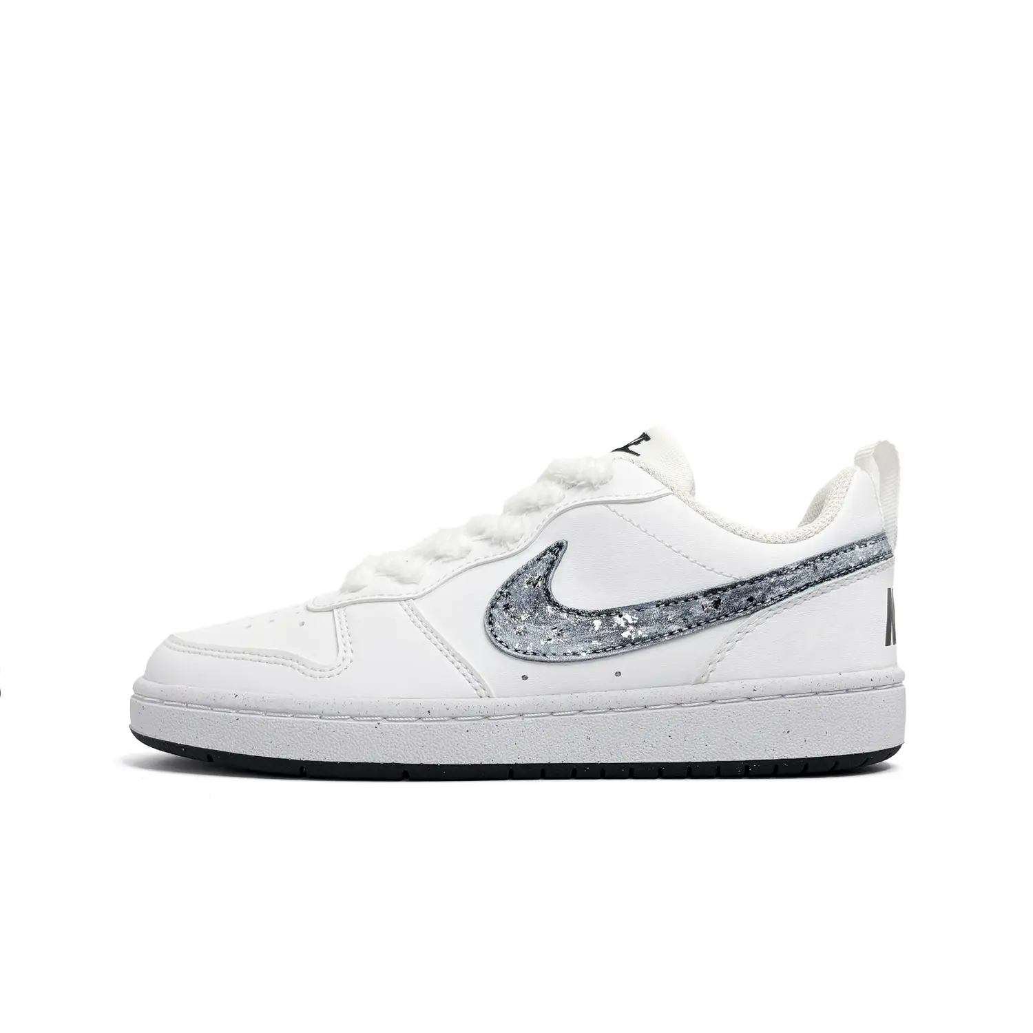 Nike Детские низкие скейтбордистские кроссовки Court Borough Silver Foil из синтетической кожи, износостойкие, черные с белыми элементами
Nike Детские низкие скейтбордистские кроссовки Court Borough Silver Foil из синтетической кожи, износостойкие, черные с белыми элементами