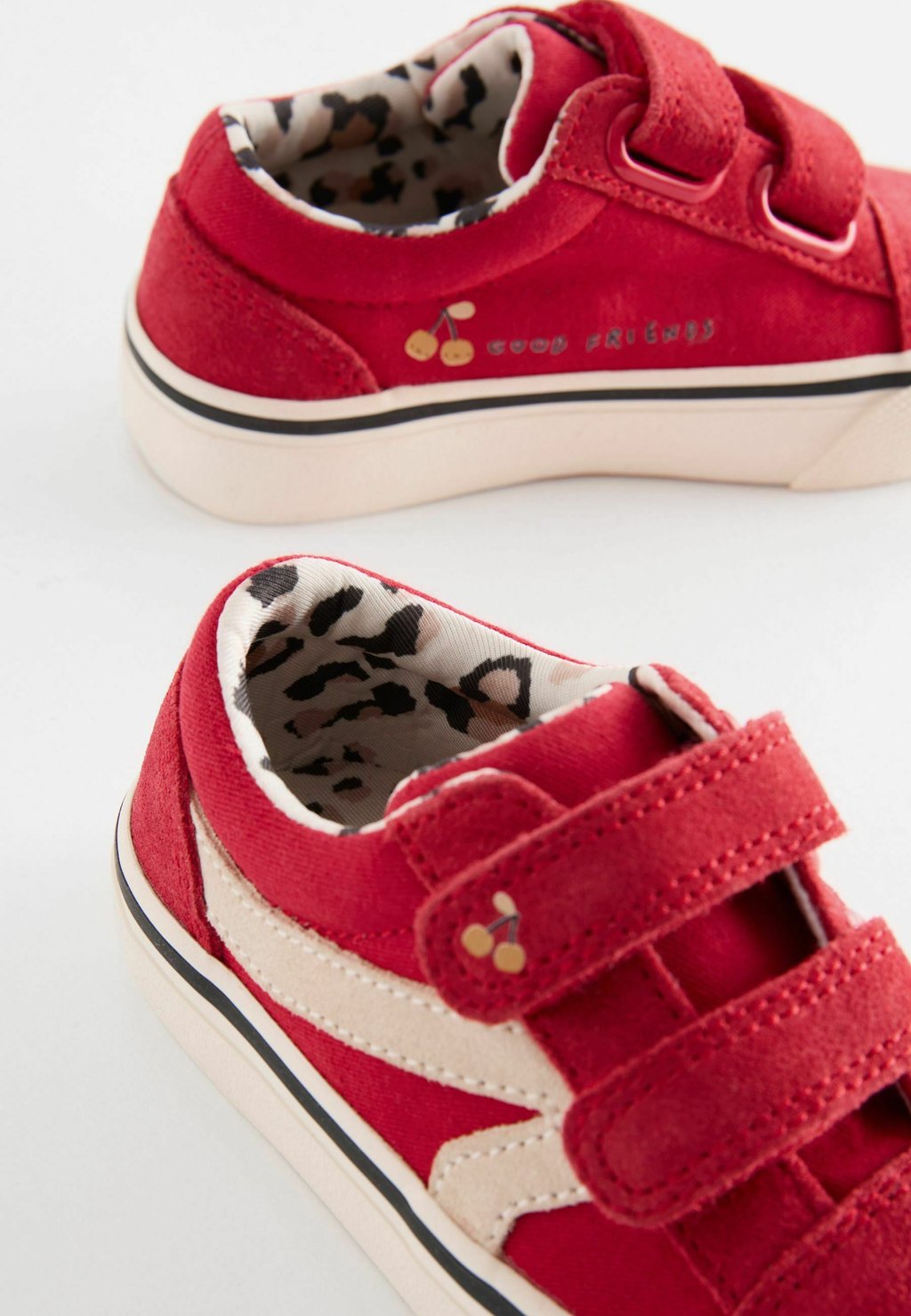 Кроссовки STANDARD FIT PRINTED Next, красный
Кроссовки STANDARD FIT PRINTED Next, красный