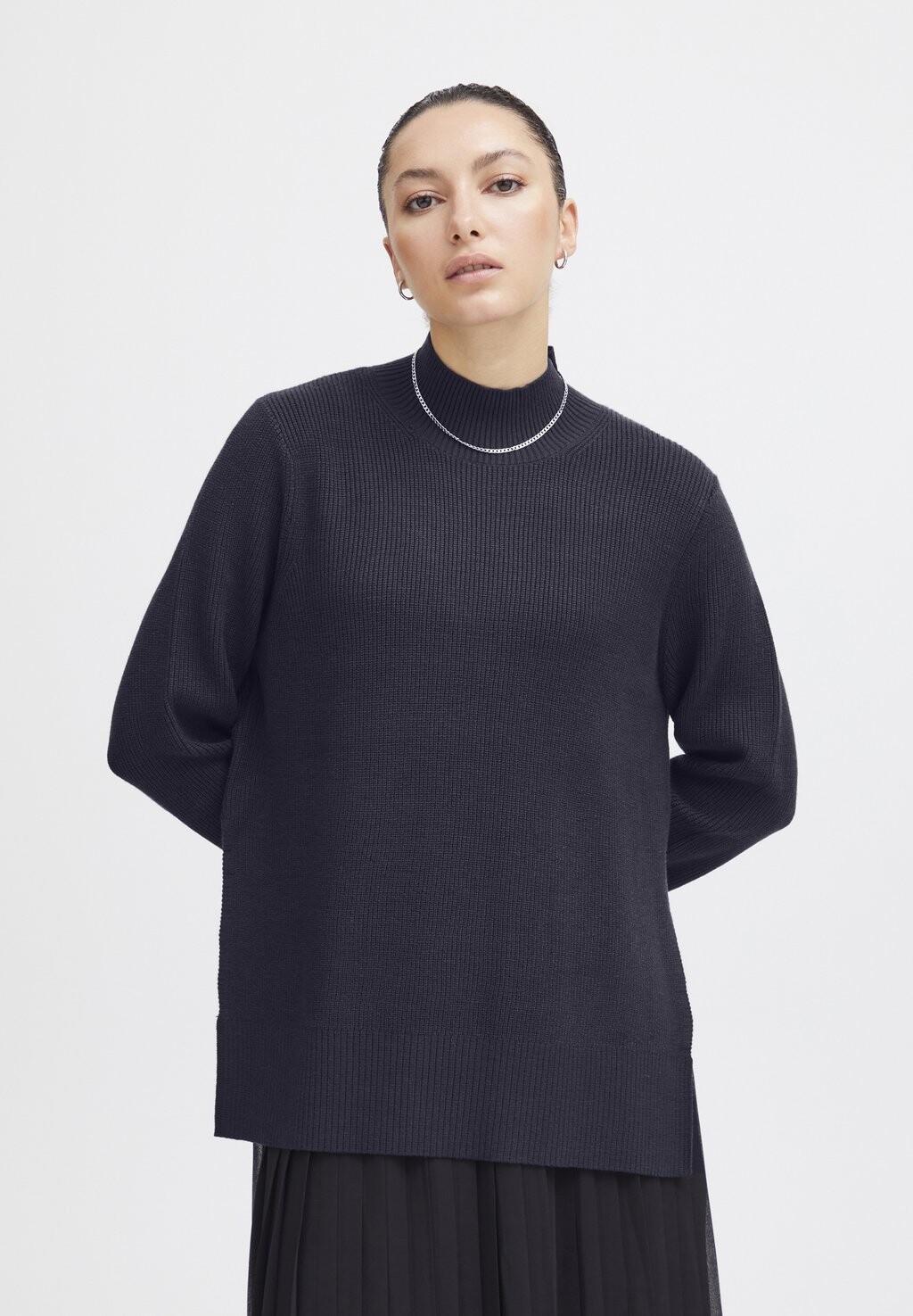 Вязаный свитер IHBOSTON ICHI, темно-синий
Вязаный свитер IHBOSTON ICHI, темно-синий