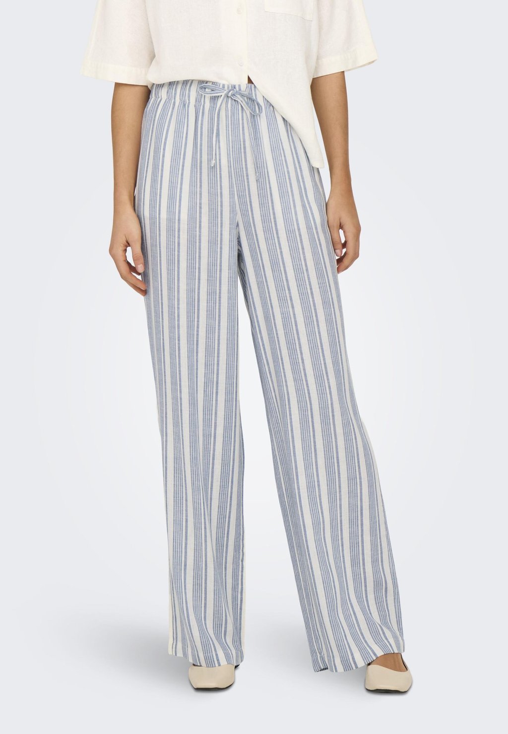 Брюки ONLCARO PULL UP PANT ONLY, синий
Брюки ONLCARO PULL UP PANT ONLY, синий