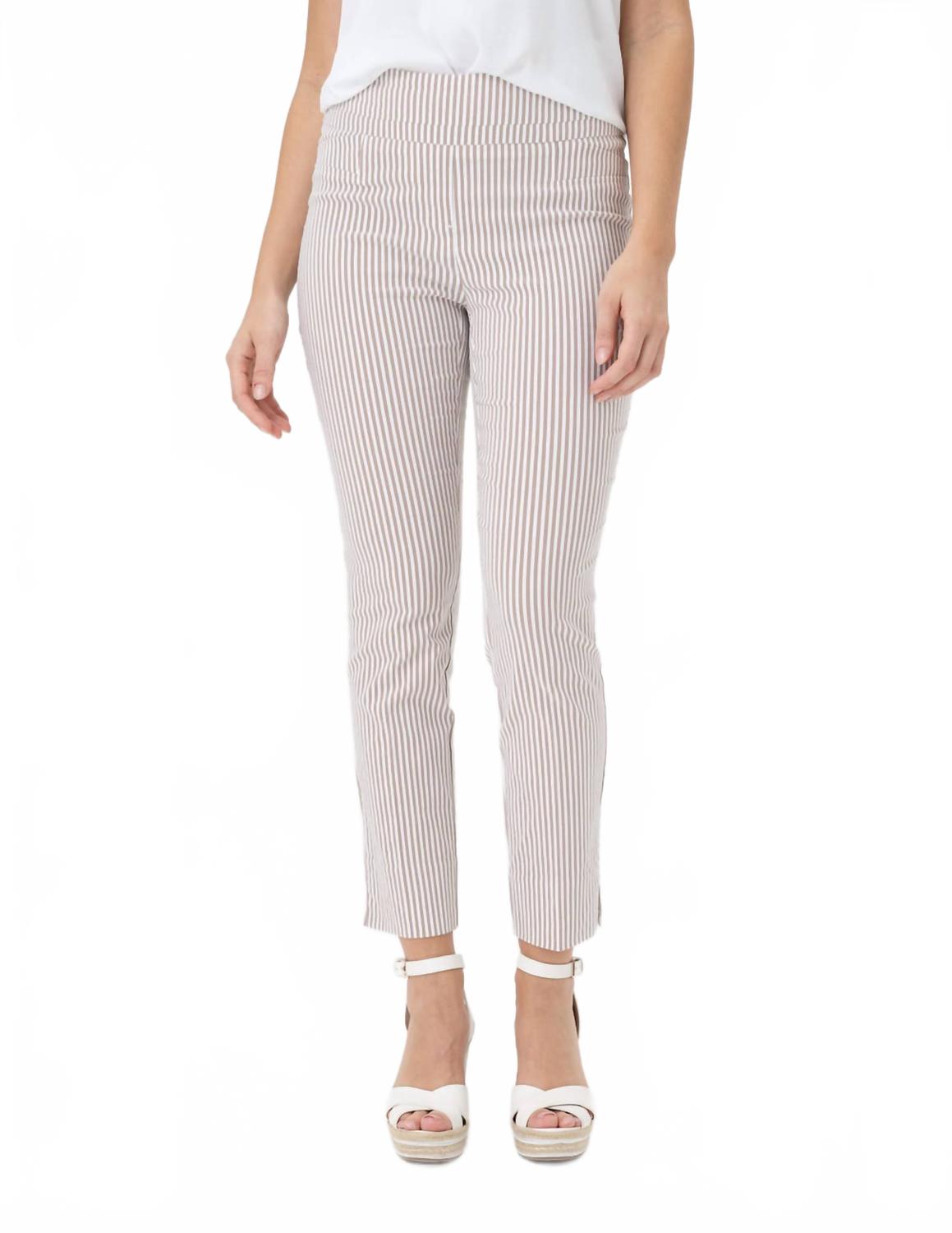 Тканые брюки на резинке Nutmeg Renuar, Nutmeg
Тканые брюки на резинке Nutmeg Renuar, Nutmeg