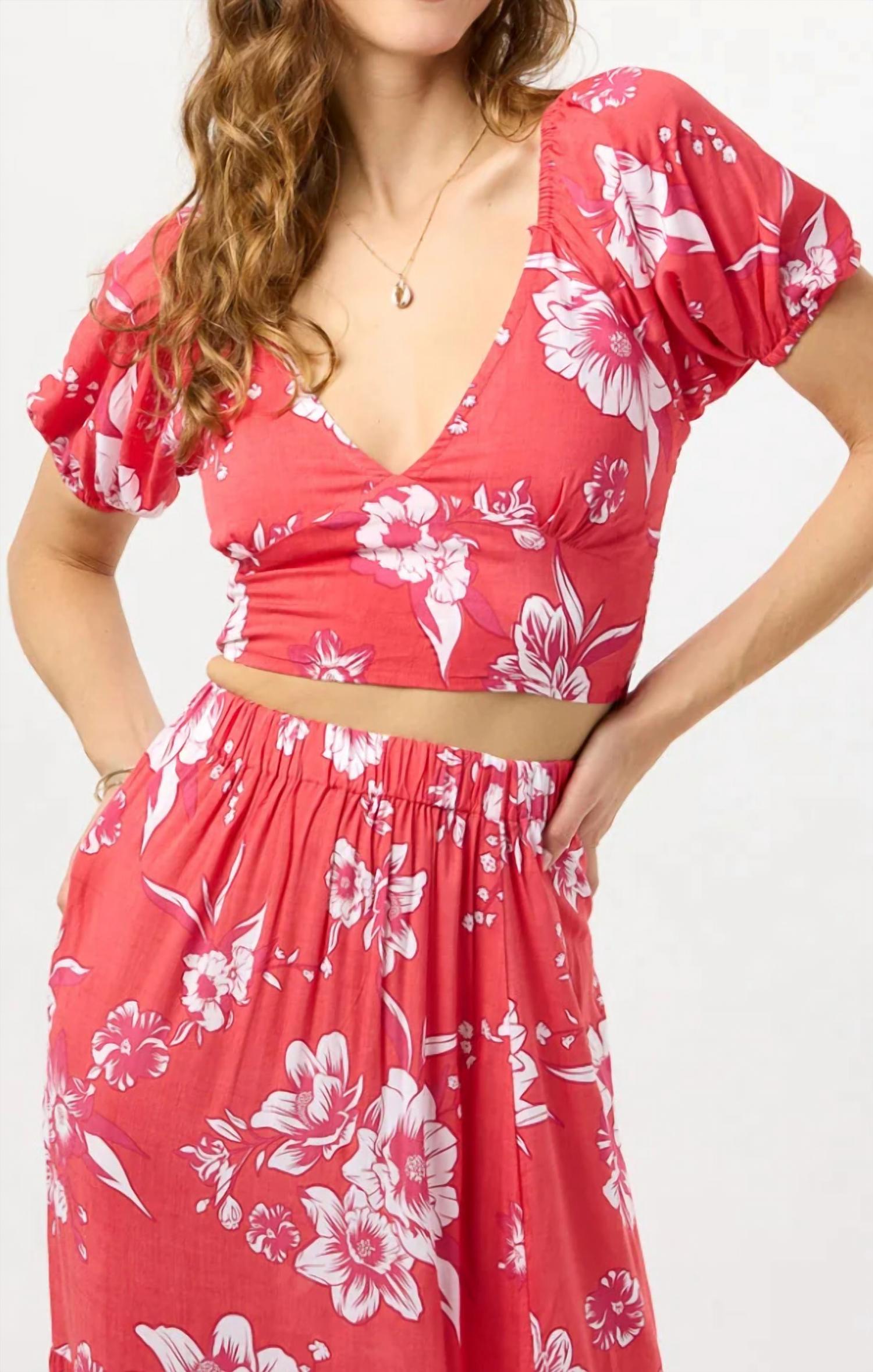 Селки топ с широким вырезом лодочкой в красном цвете Tiare Hawaii
Селки топ с широким вырезом лодочкой в красном цвете Tiare Hawaii