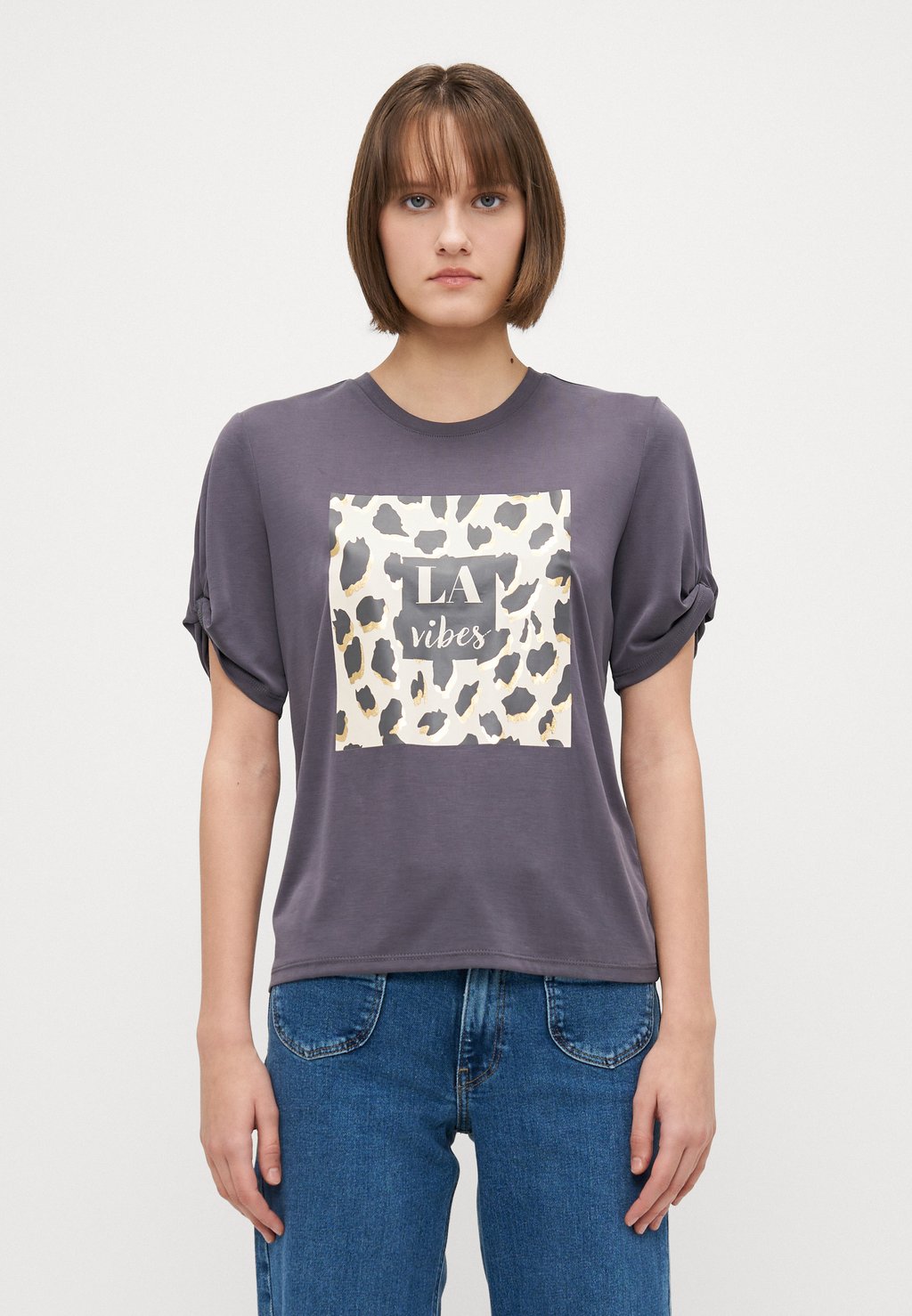 Футболка с принтом ONLFREE LIFE CREATE ONLY Tall, черный 
Футболка с принтом ONLFREE LIFE CREATE ONLY Tall, черный