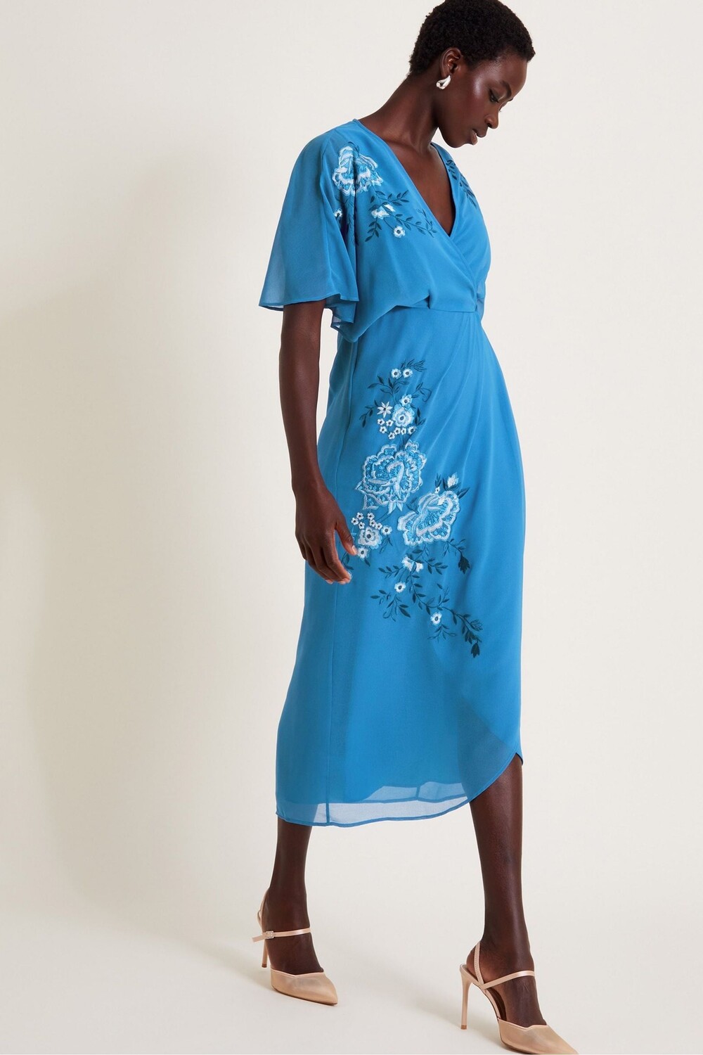 Платье миди Lyla с цветочным узором Monsoon, синий 
Платье миди Lyla с цветочным узором Monsoon, синий