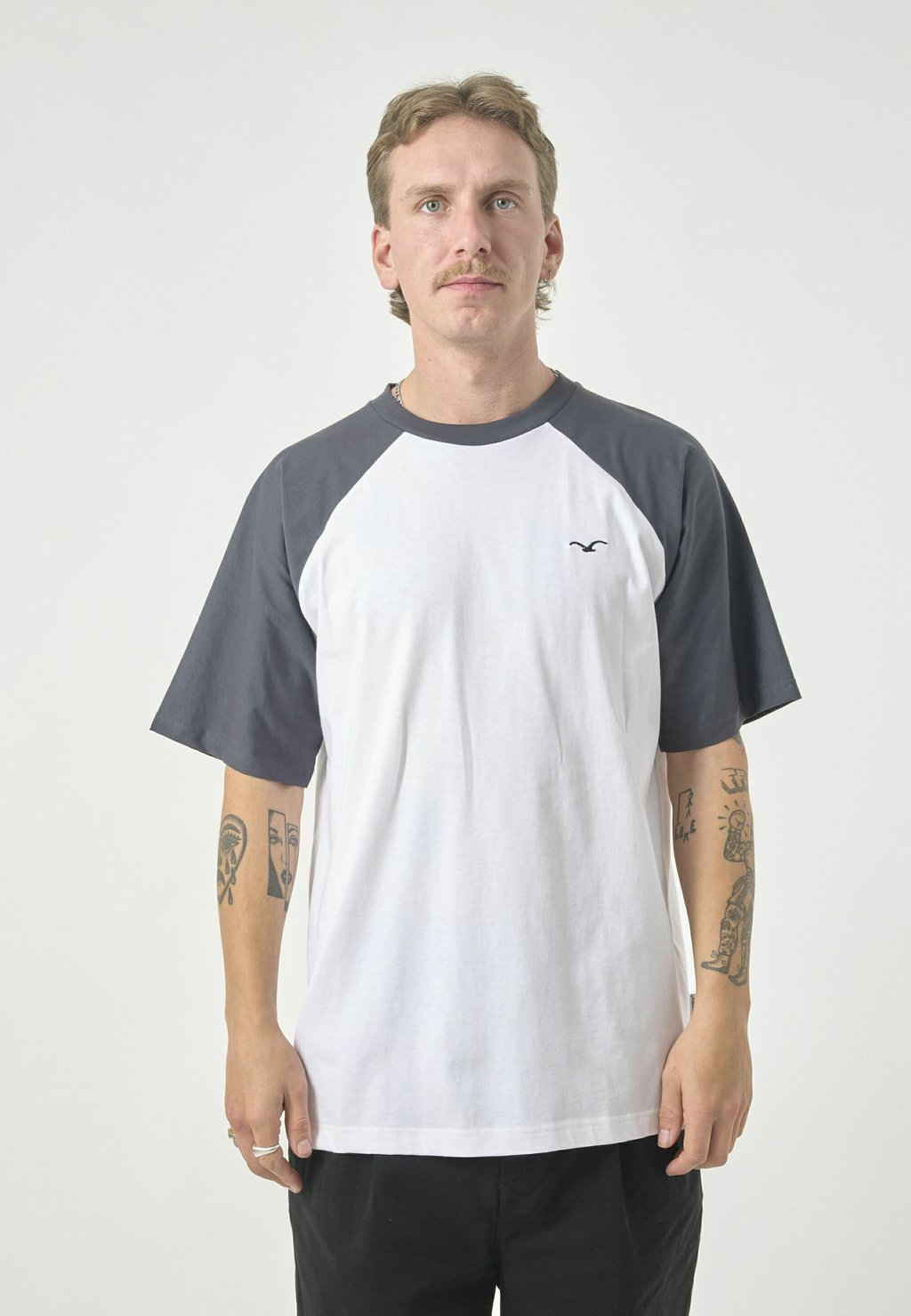 Футболка с принтом BOXY LIGULL COLLEGE Cleptomanicx, сине-серый
Футболка с принтом BOXY LIGULL COLLEGE Cleptomanicx, сине-серый