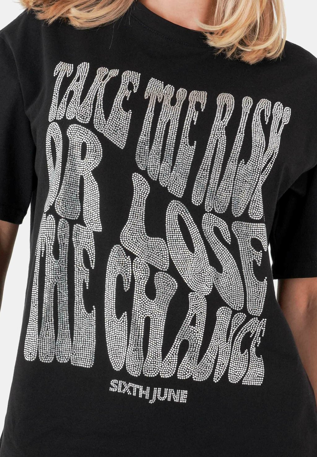 Футболка с принтом SHINY Sixth June, черный
Футболка с принтом SHINY Sixth June, черный