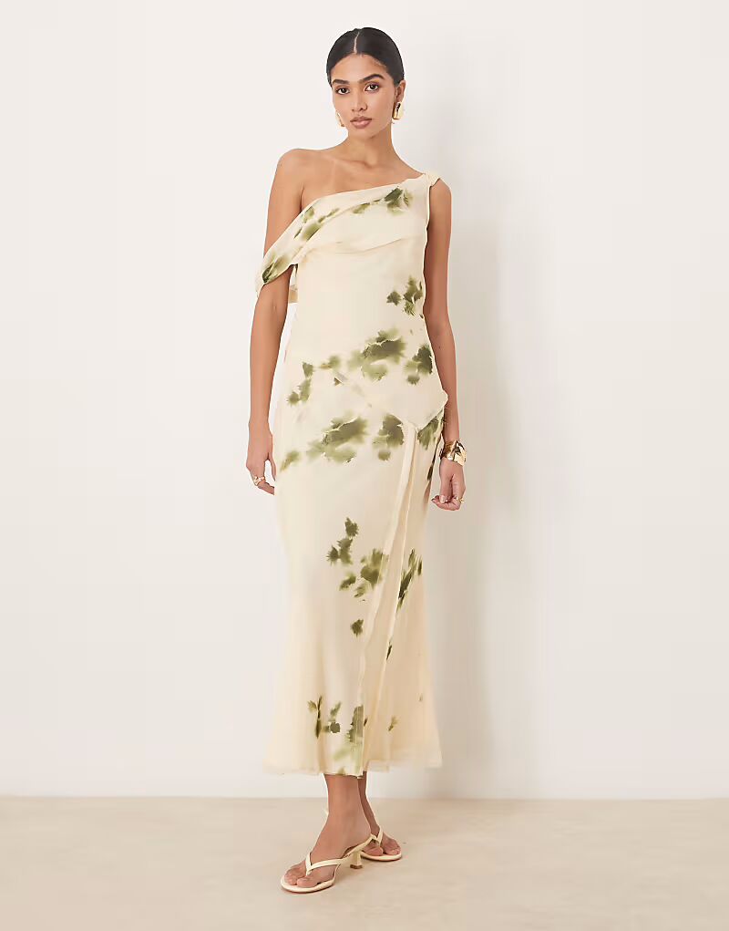 Платье миди ASOS DESIGN со спущенным плечом, воротником-хомутиком и декоративным швом в кремово-зеленом цвете с принтом размытости
Платье миди ASOS DESIGN со спущенным плечом, воротником-хомутиком и декоративным швом в кремово-зеленом цвете с принтом размытости