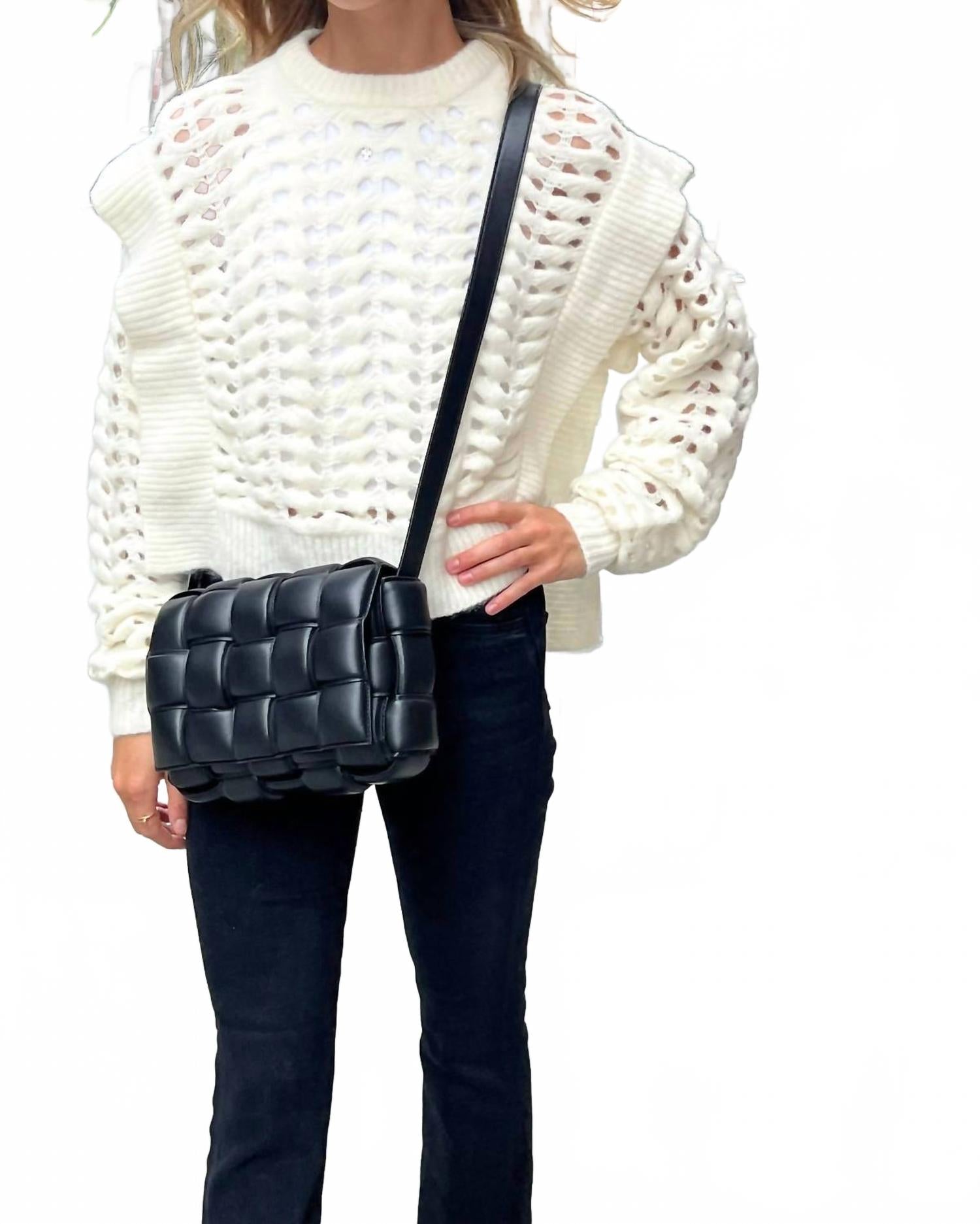 Свитер Acelia в оттенке «белый» Berenice, кремовый
Свитер Acelia в оттенке «белый» Berenice, кремовый