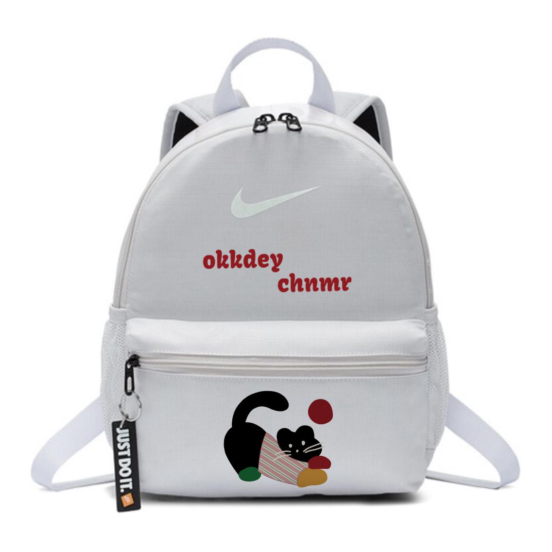 Nike Тканевый рюкзак женский серо-белый, Multicolor Kitten 
Nike Тканевый рюкзак женский серо-белый, Multicolor Kitten