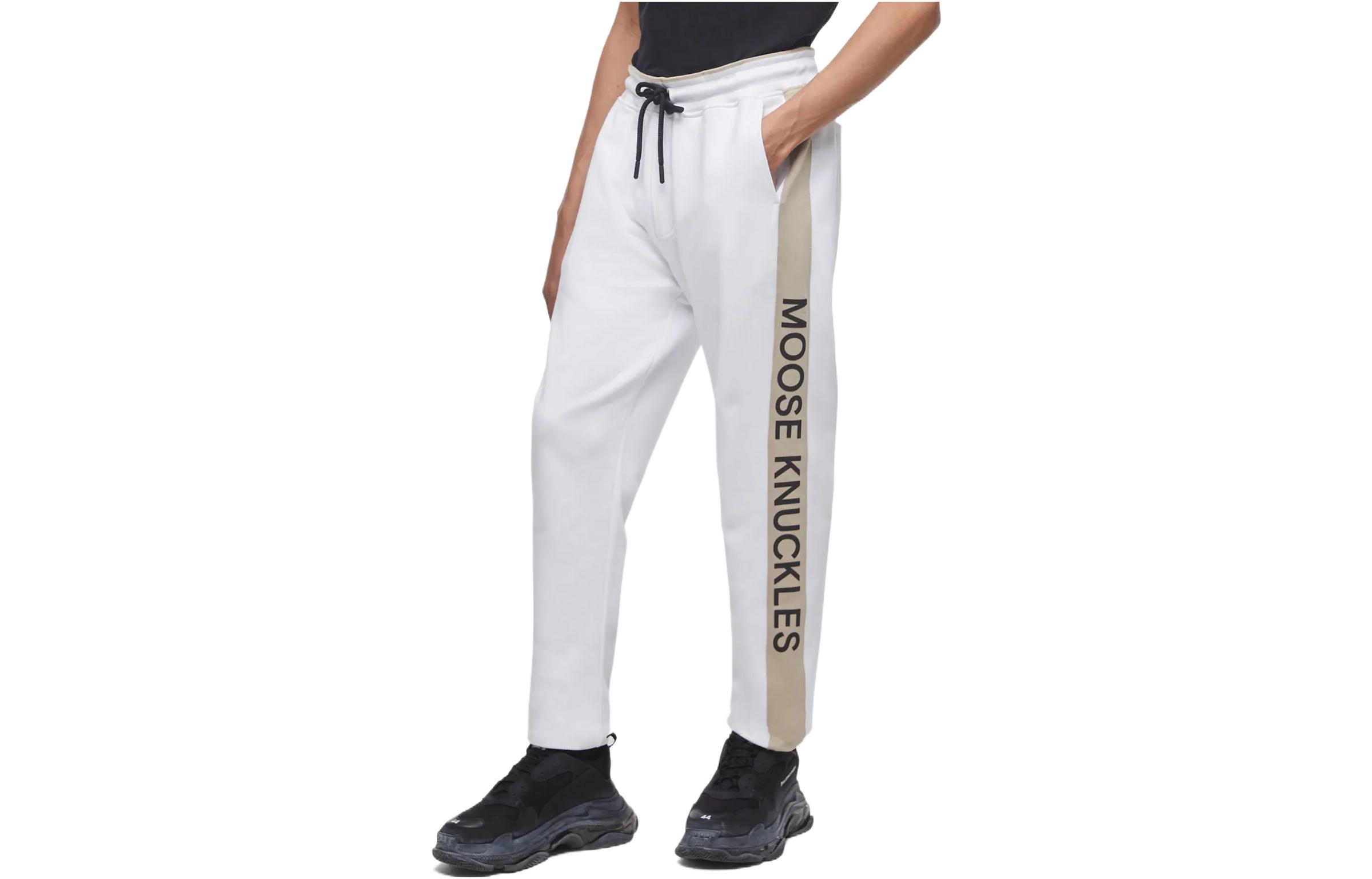 Вязаные спортивные штаны мужские белые Moose Knuckles
Вязаные спортивные штаны мужские белые Moose Knuckles