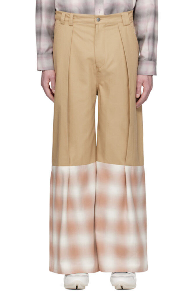 Брюки бежевого кедра Collina Strada
Брюки бежевого кедра Collina Strada