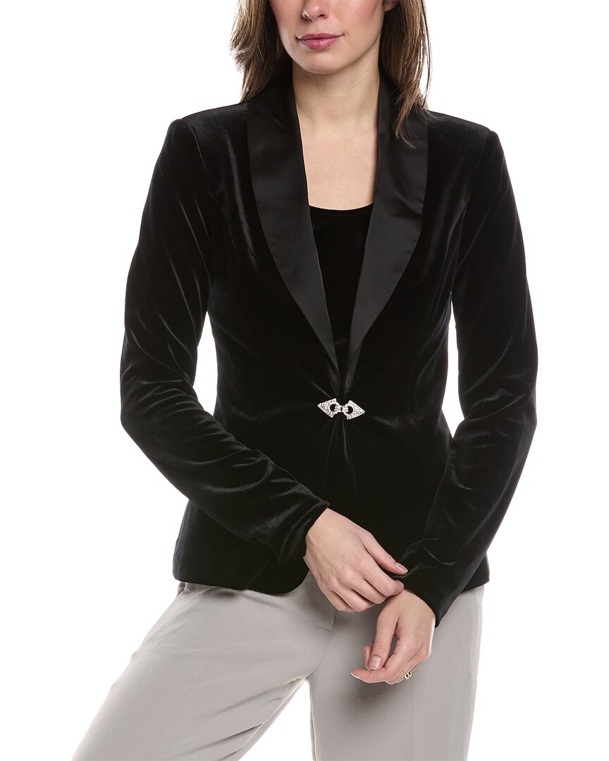 Joseph Ribkoff комплект из 2-х частей бархатной куртки и майки, черный
Joseph Ribkoff комплект из 2-х частей бархатной куртки и майки, черный