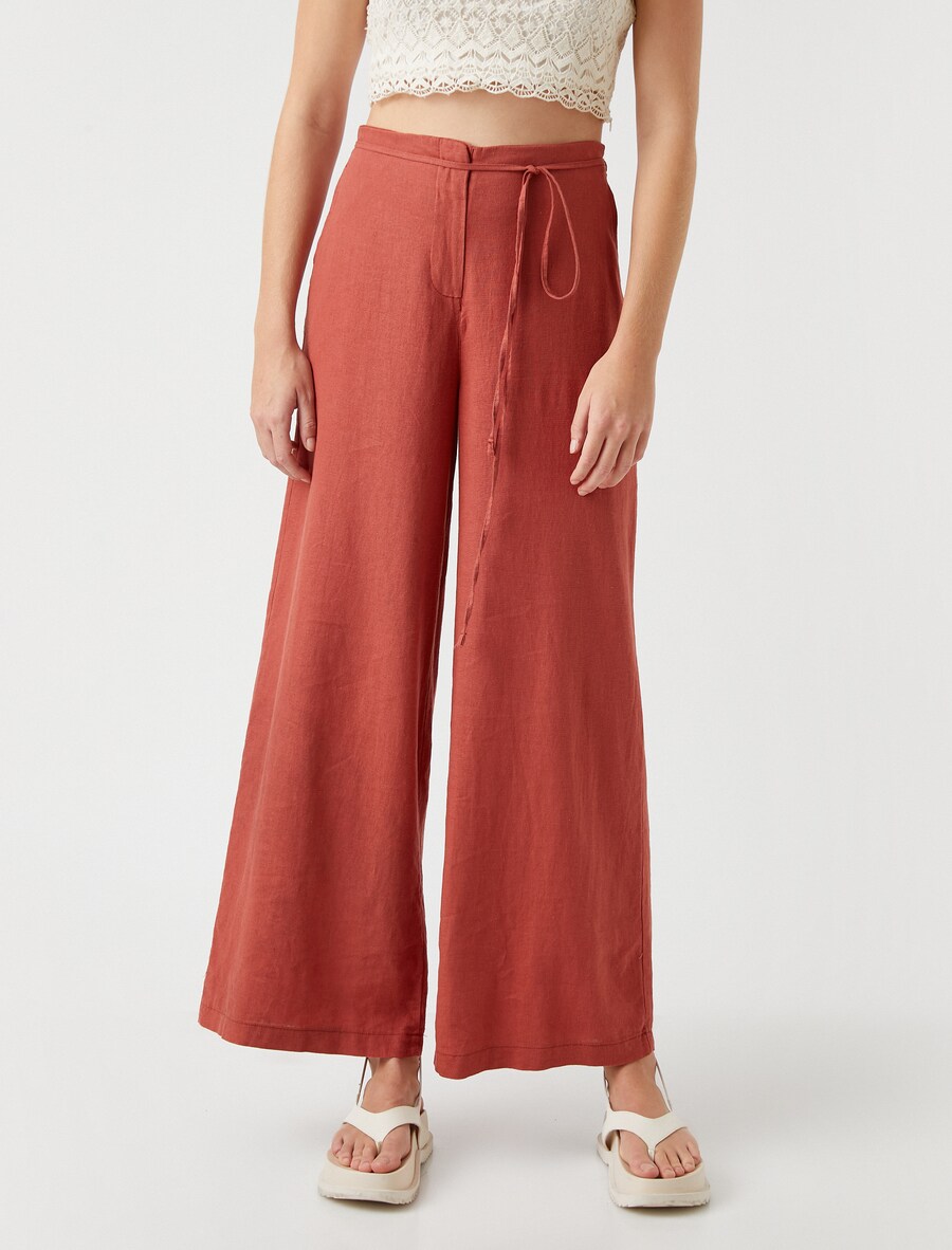 Брюки свободного кроя Koton, цвет Dark orange
Брюки свободного кроя Koton, цвет Dark orange