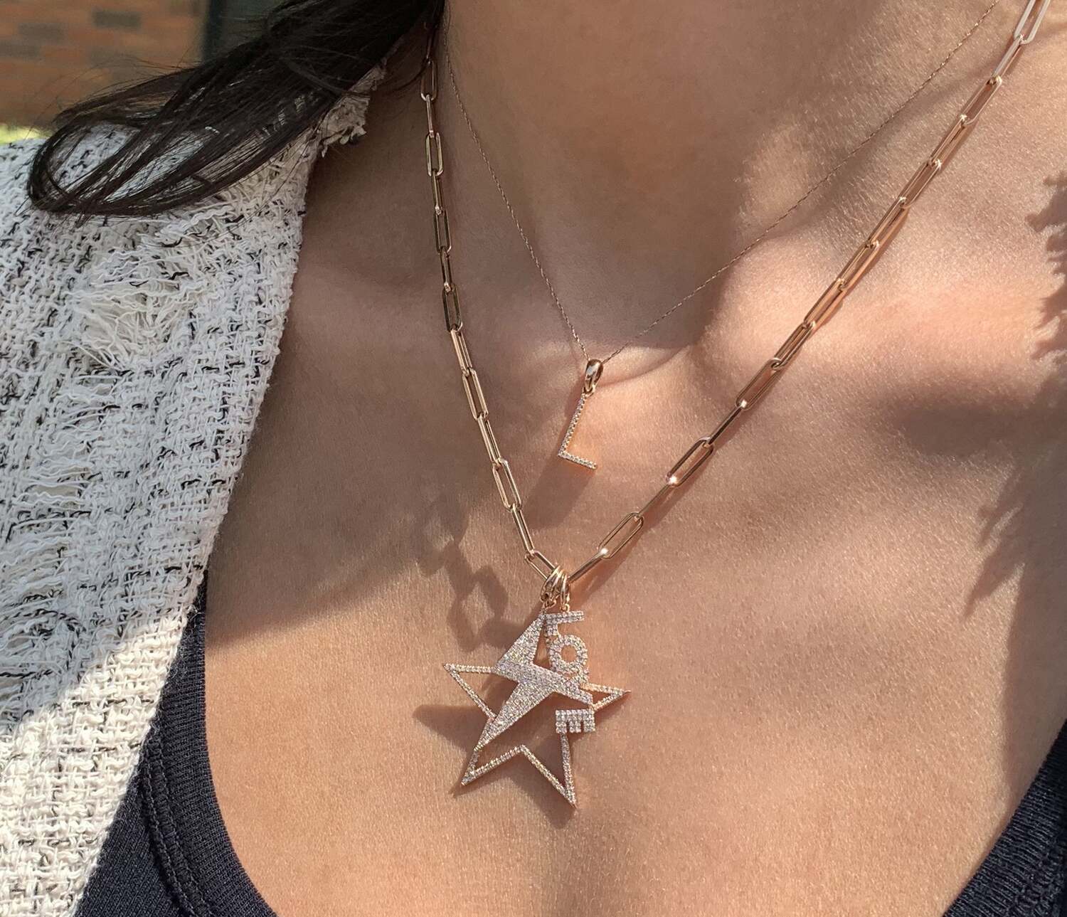 Инициальное ожерелье из 14-каратного золота с бриллиантами Sabrina Designs, Rose S
Инициальное ожерелье из 14-каратного золота с бриллиантами Sabrina Designs, Rose S