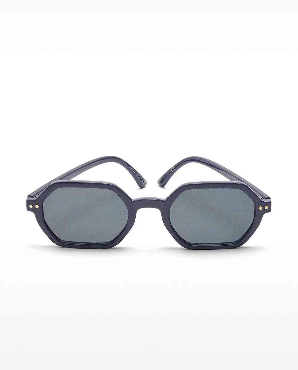 Женские солнцезащитные очки с УФ-защитой и шестиугольной формой в синем цвете Parfois, синий
Женские солнцезащитные очки с УФ-защитой и шестиугольной формой в синем цвете Parfois, синий