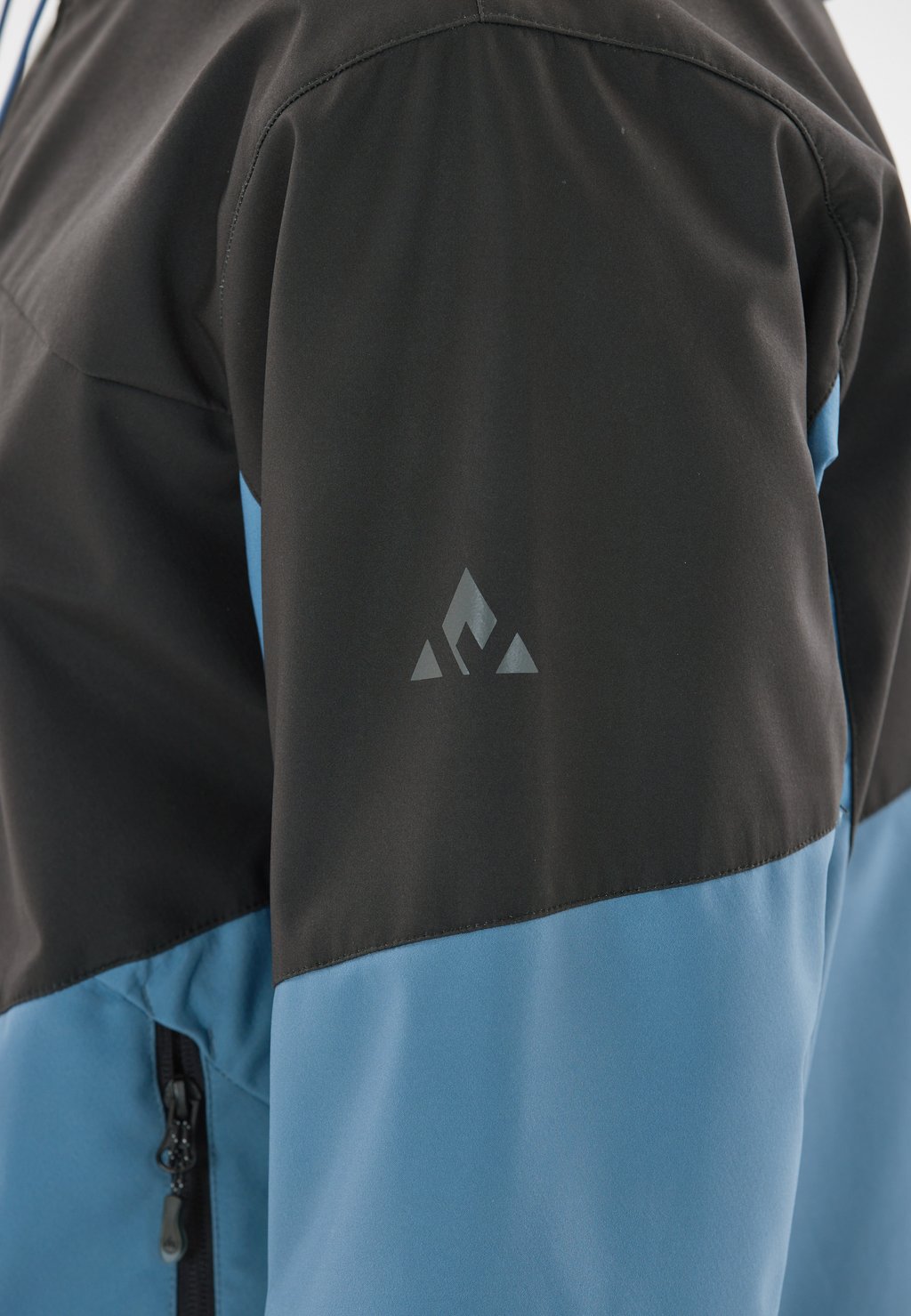 Куртка из мягкой ткани RODNEY Whistler, синий
Куртка из мягкой ткани RODNEY Whistler, синий