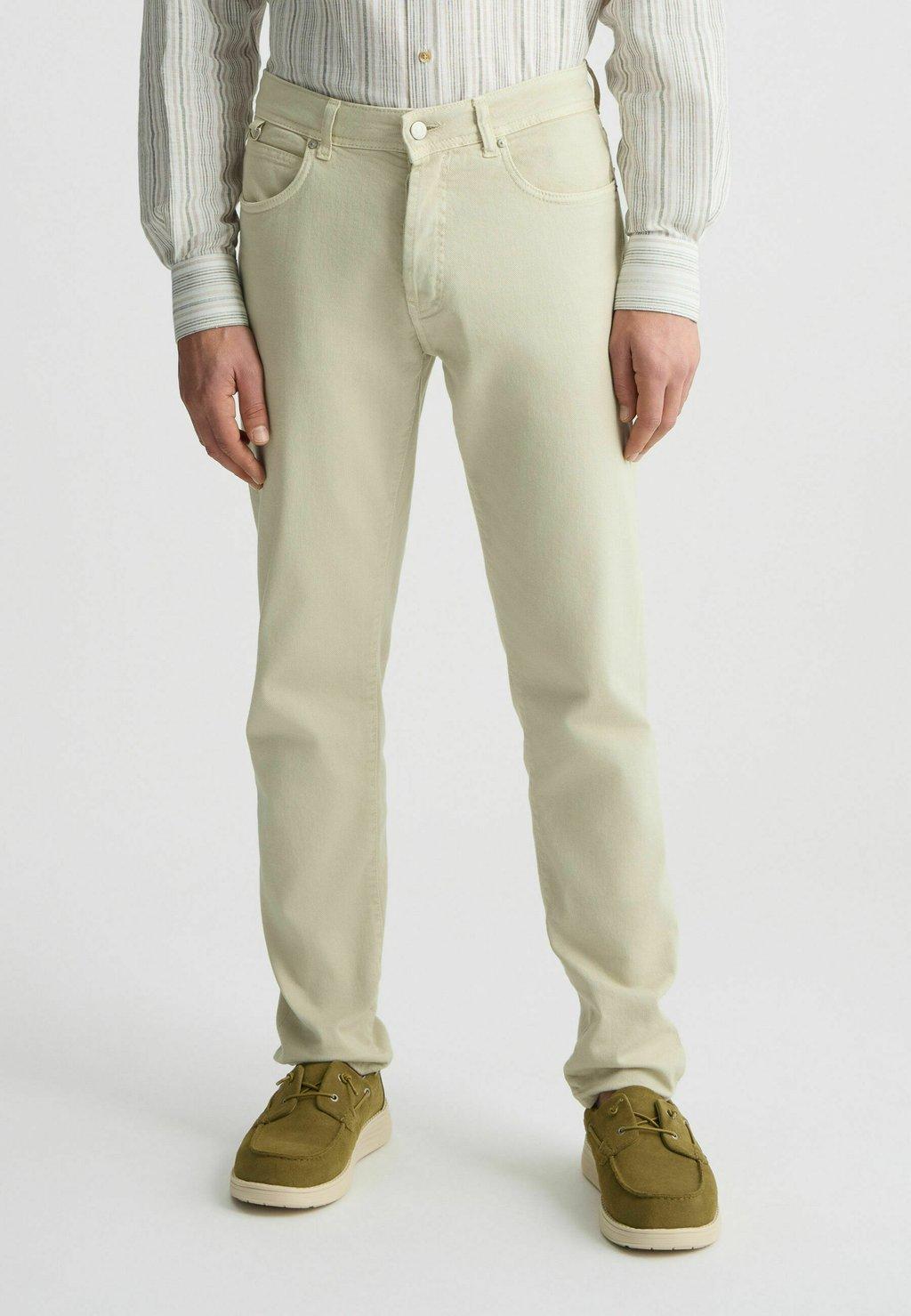 Джинсы прямого кроя LIU JO, светло-зеленый
Джинсы прямого кроя LIU JO, светло-зеленый