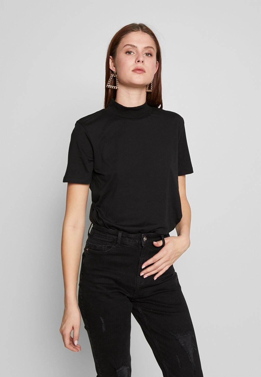 Базовая футболка Even&Odd, черный
Базовая футболка Even&Odd, черный