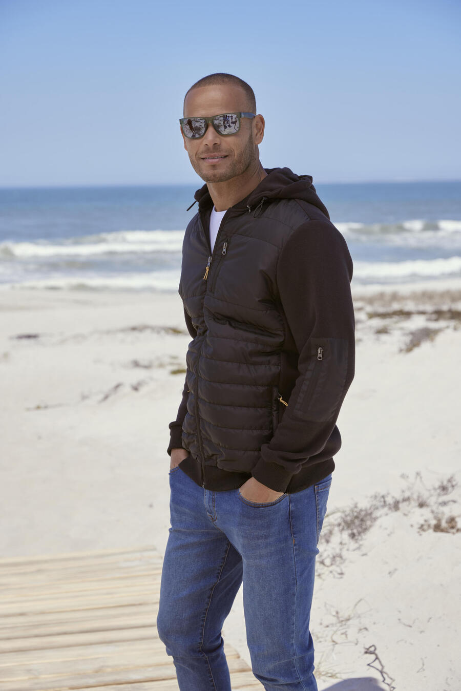 H.I.S Мужская флисовая куртка с капюшоном
H.I.S Мужская флисовая куртка с капюшоном