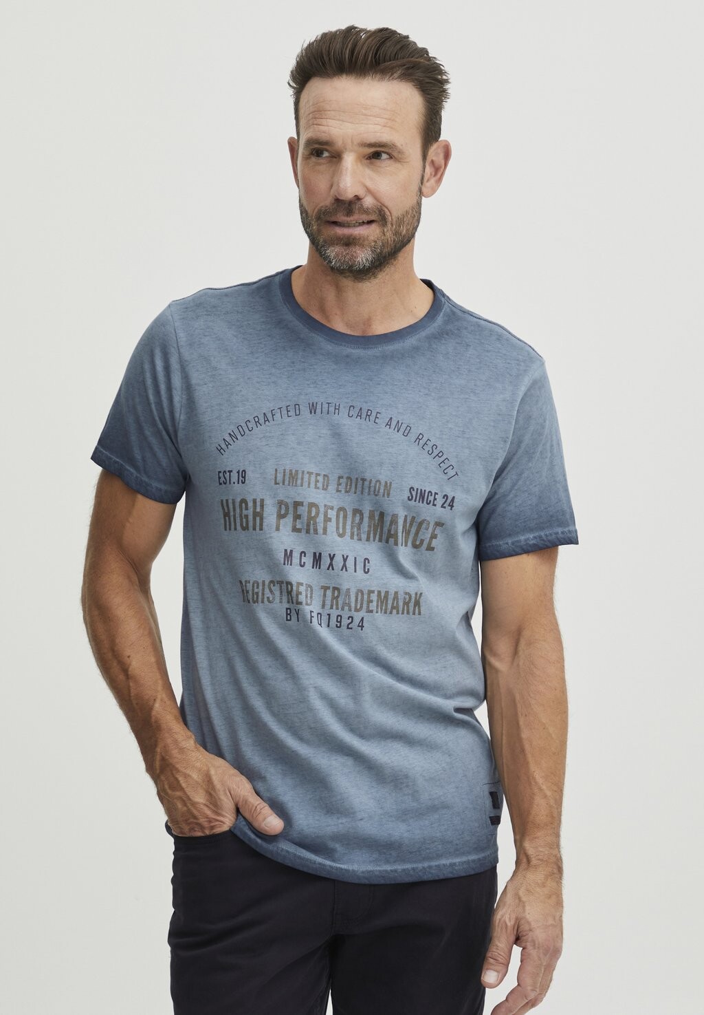 Футболка с принтом FQEMIL FQ1924, синий
Футболка с принтом FQEMIL FQ1924, синий