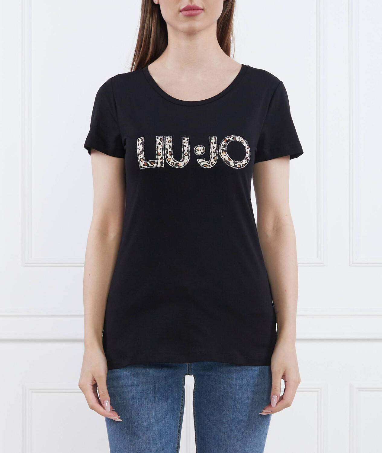 Футболка Liu Jo Beachwear slim fit, черный
Футболка Liu Jo Beachwear slim fit, черный