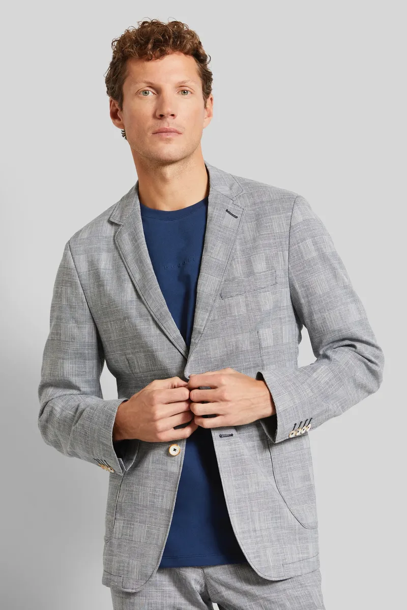 Куртка Бугатти, особенно легкая Bugatti, синий
Куртка Бугатти, особенно легкая Bugatti, синий