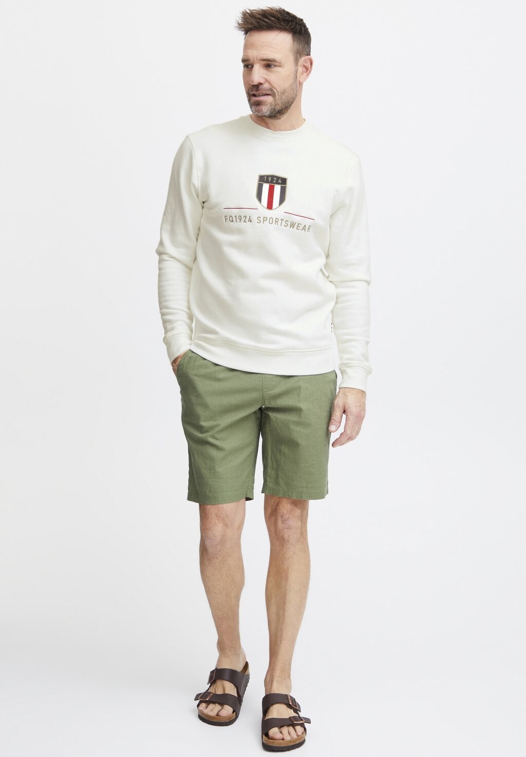 Толстовка William Logo Crewneck FQ1924, белый
Толстовка William Logo Crewneck FQ1924, белый