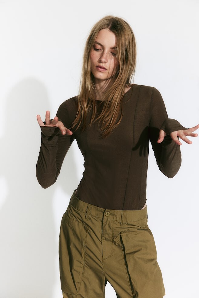 Боди стринги из структурированного трикотажа H&M, зеленый
Боди стринги из структурированного трикотажа H&M, зеленый