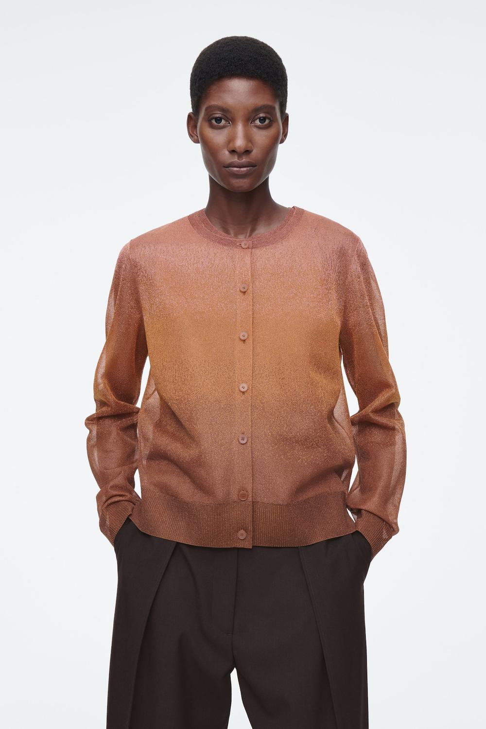 Кардиган из тонкого трикотажа с эффектом омбре COS, цвет Brown
Кардиган из тонкого трикотажа с эффектом омбре COS, цвет Brown