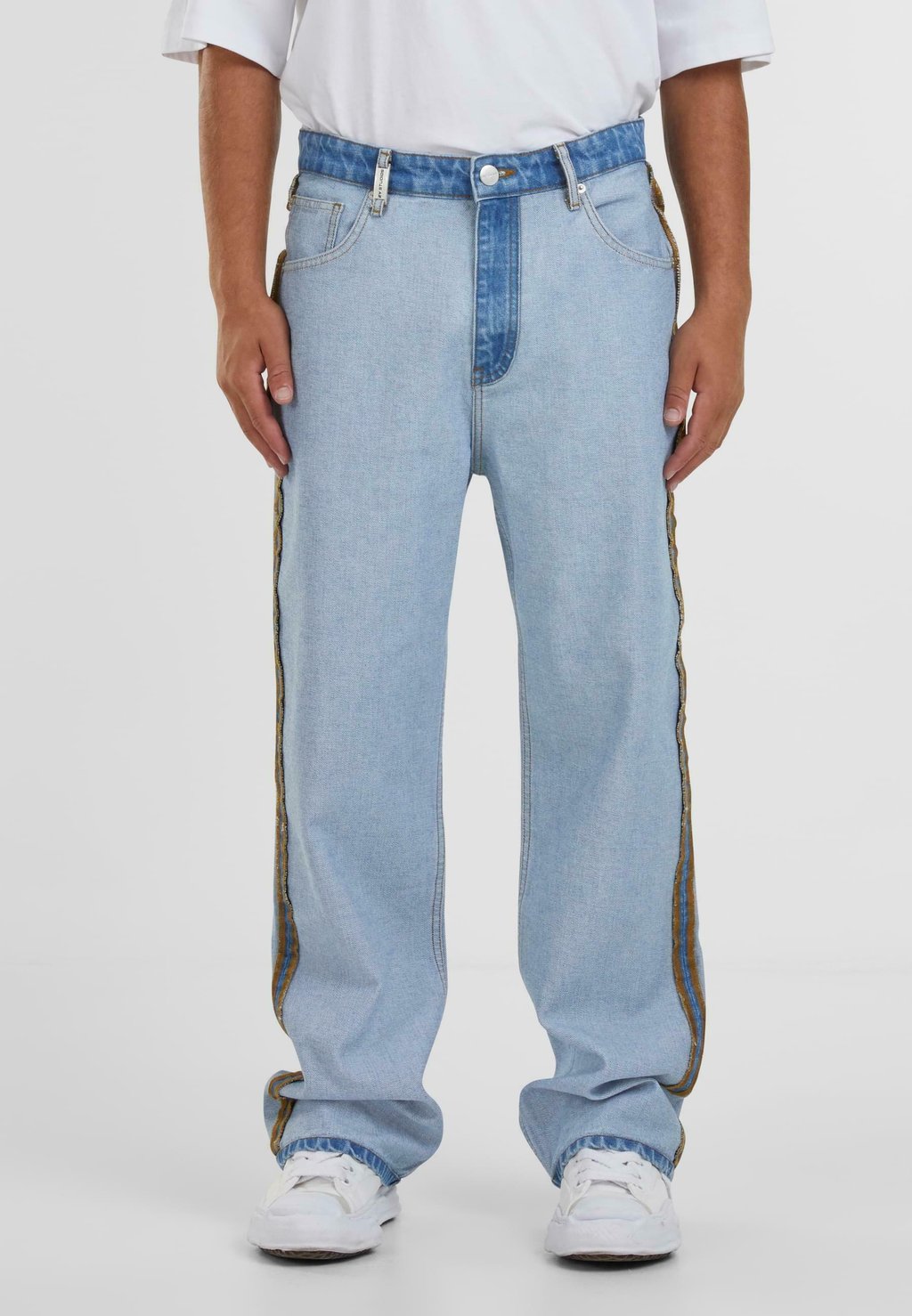 Джинсы прямого кроя 2Y Studios, светло-голубой
Джинсы прямого кроя 2Y Studios, светло-голубой