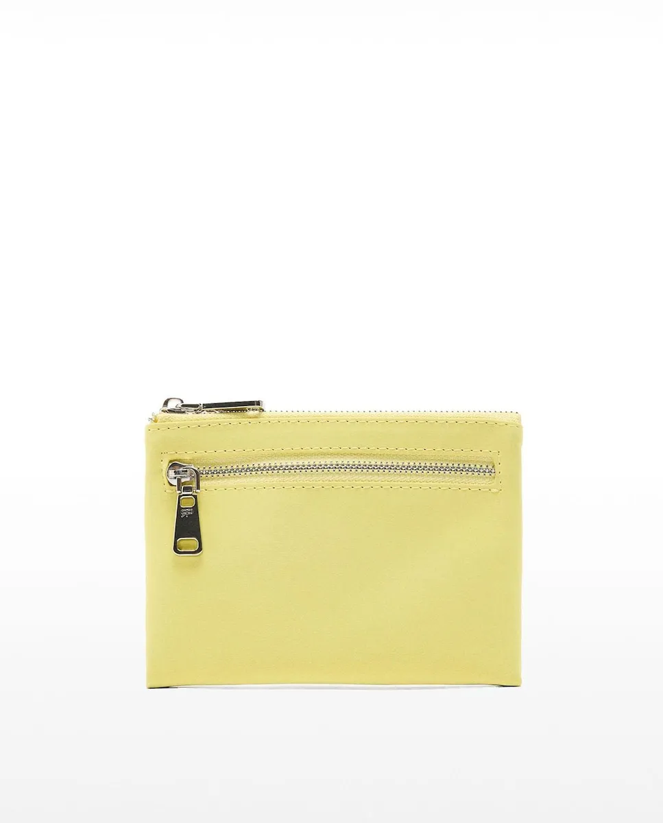 Маленький женский кошелек для карт на молнии гладкий Parfois, желтый
Маленький женский кошелек для карт на молнии гладкий Parfois, желтый