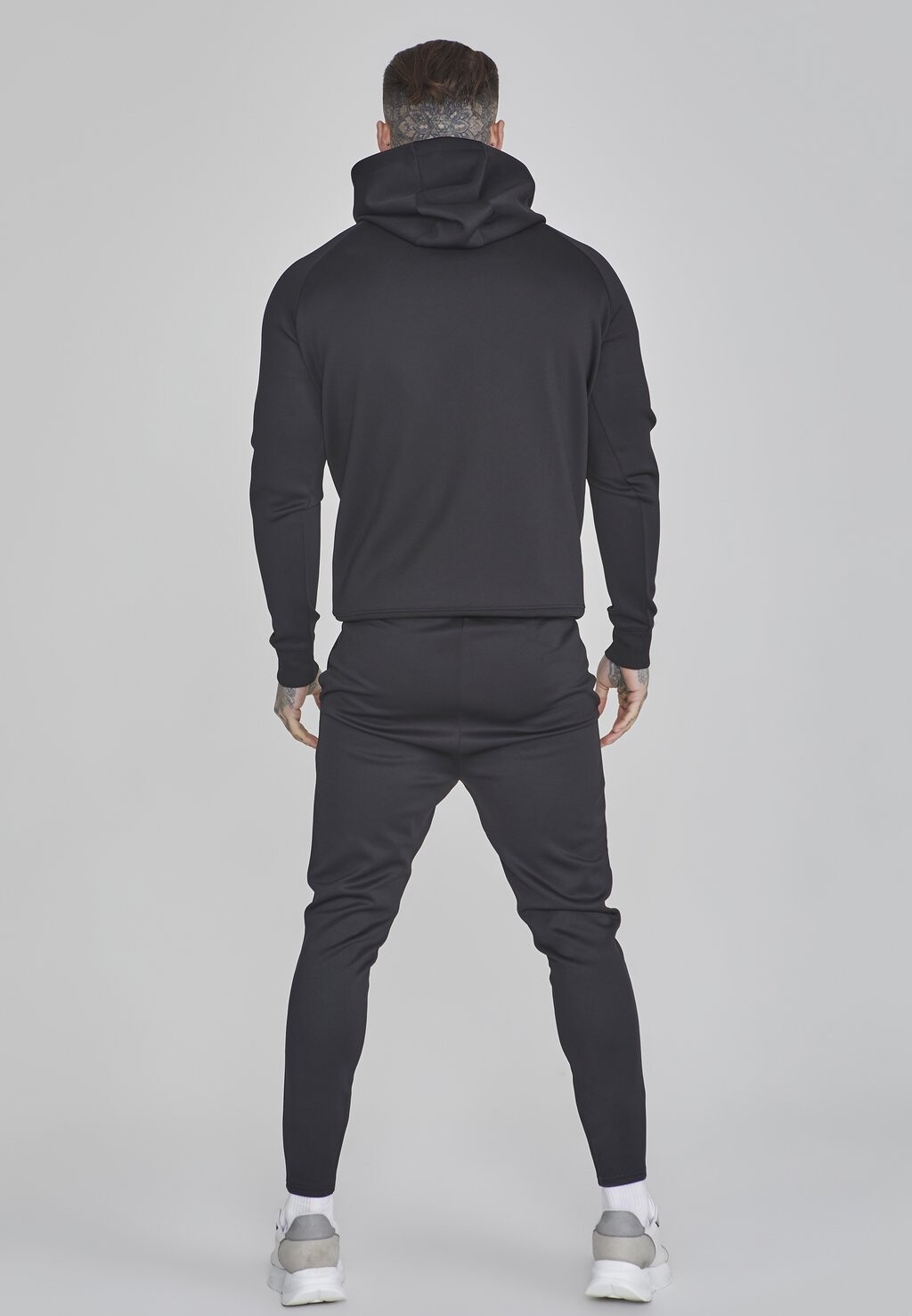 Джемпер с капюшоном ESSENTIALS POLY SIKSILK, черный
Джемпер с капюшоном ESSENTIALS POLY SIKSILK, черный