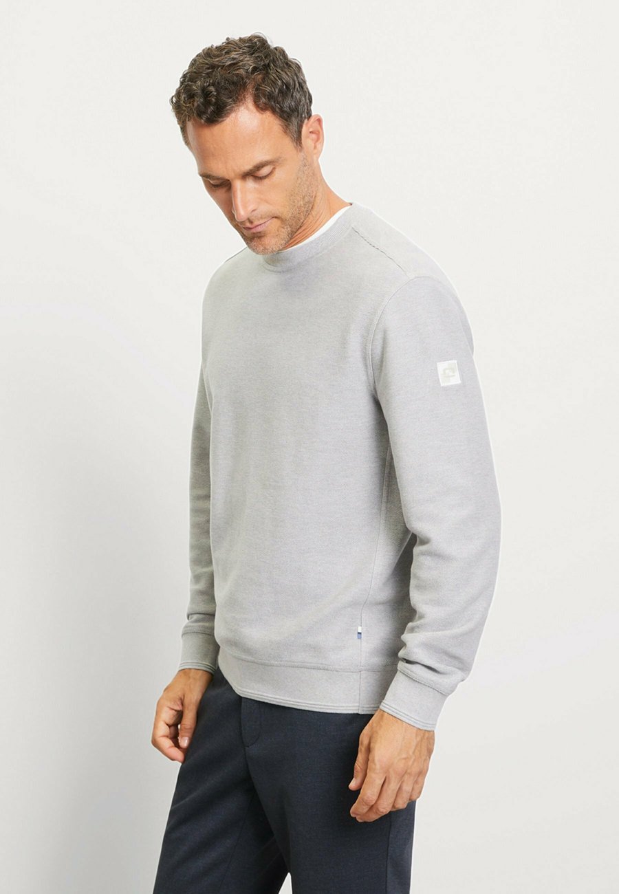 Толстовка OLYMP CASUAL , Hellgrau/Light Grey
Толстовка OLYMP CASUAL , Hellgrau/Light Grey