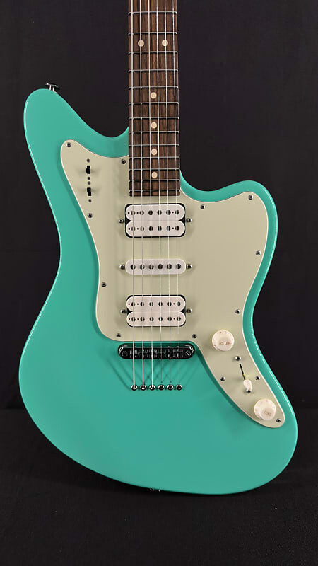 Электрогитара Suhr Ian Thornley Signature Series Classic JM in Seafoam Green with Stoptail Bridge
Электрогитара Suhr Ian Thornley Signature Series Classic JM in Seafoam Green with Stoptail Bridge