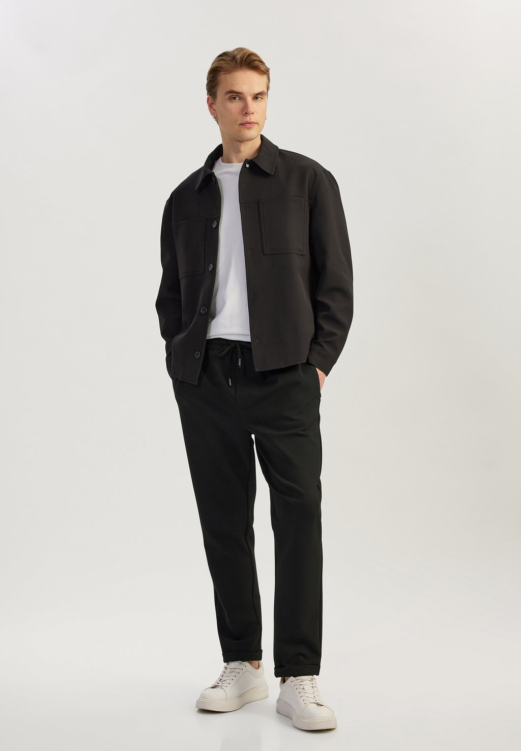 Брюки JOGGER Koton, черный
Брюки JOGGER Koton, черный