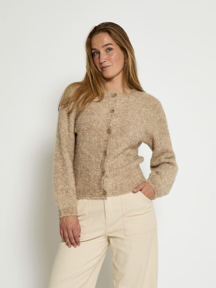 Кардиган minus
Кардиган minus