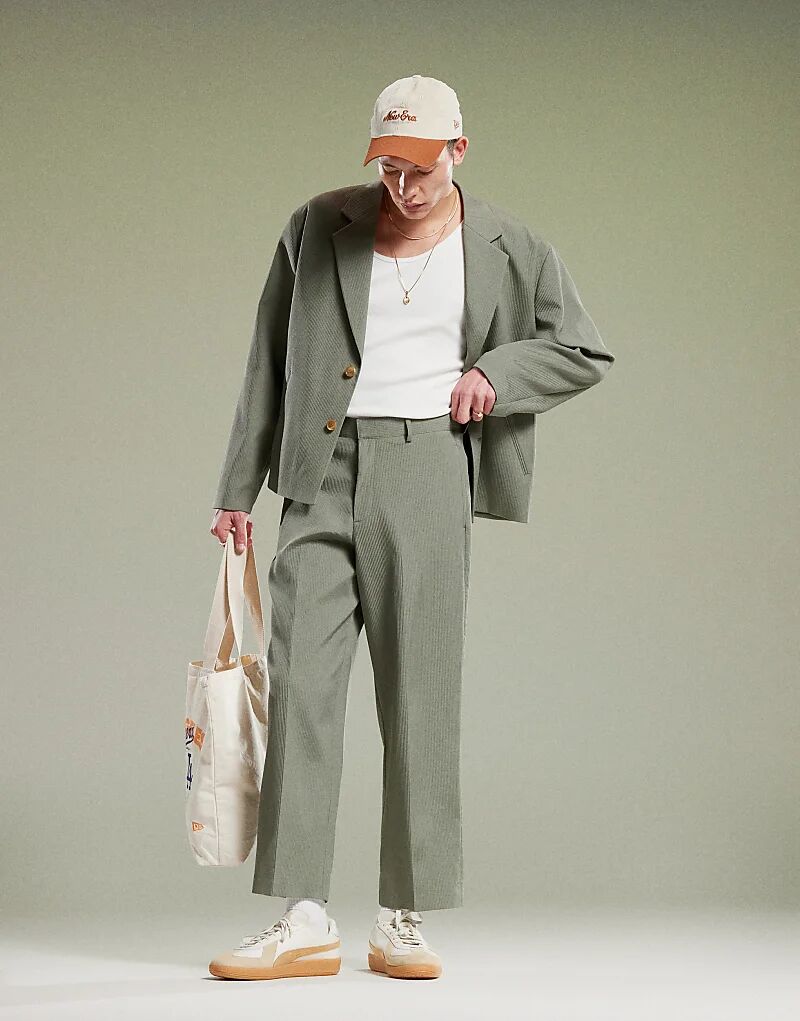 Широкие брюки в рубчик от ASOS DESIGN оливково-зеленого цвета
Широкие брюки в рубчик от ASOS DESIGN оливково-зеленого цвета