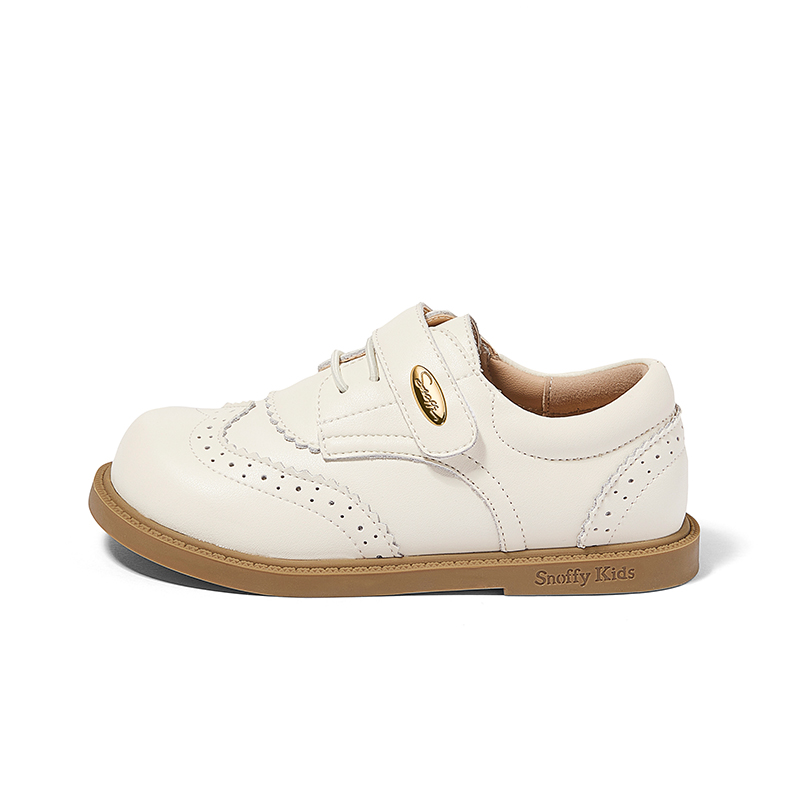 Детские кожаные туфли Kids Snoffy, слоновая кость
Детские кожаные туфли Kids Snoffy, слоновая кость