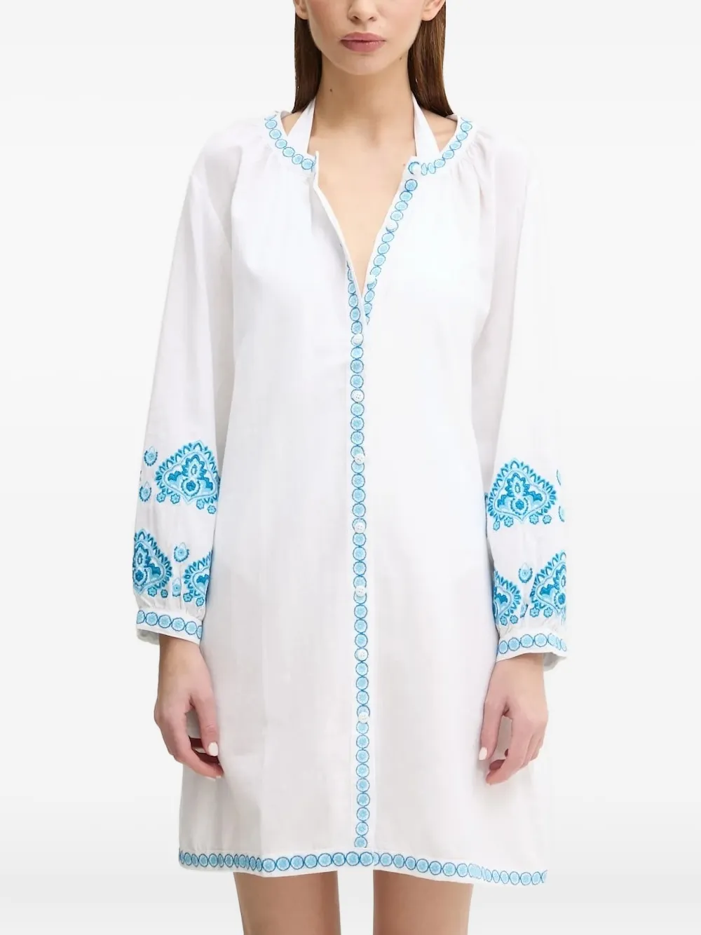 Пляжное платье с вышитыми пуговицами спереди Melissa Odabash, белый
Пляжное платье с вышитыми пуговицами спереди Melissa Odabash, белый