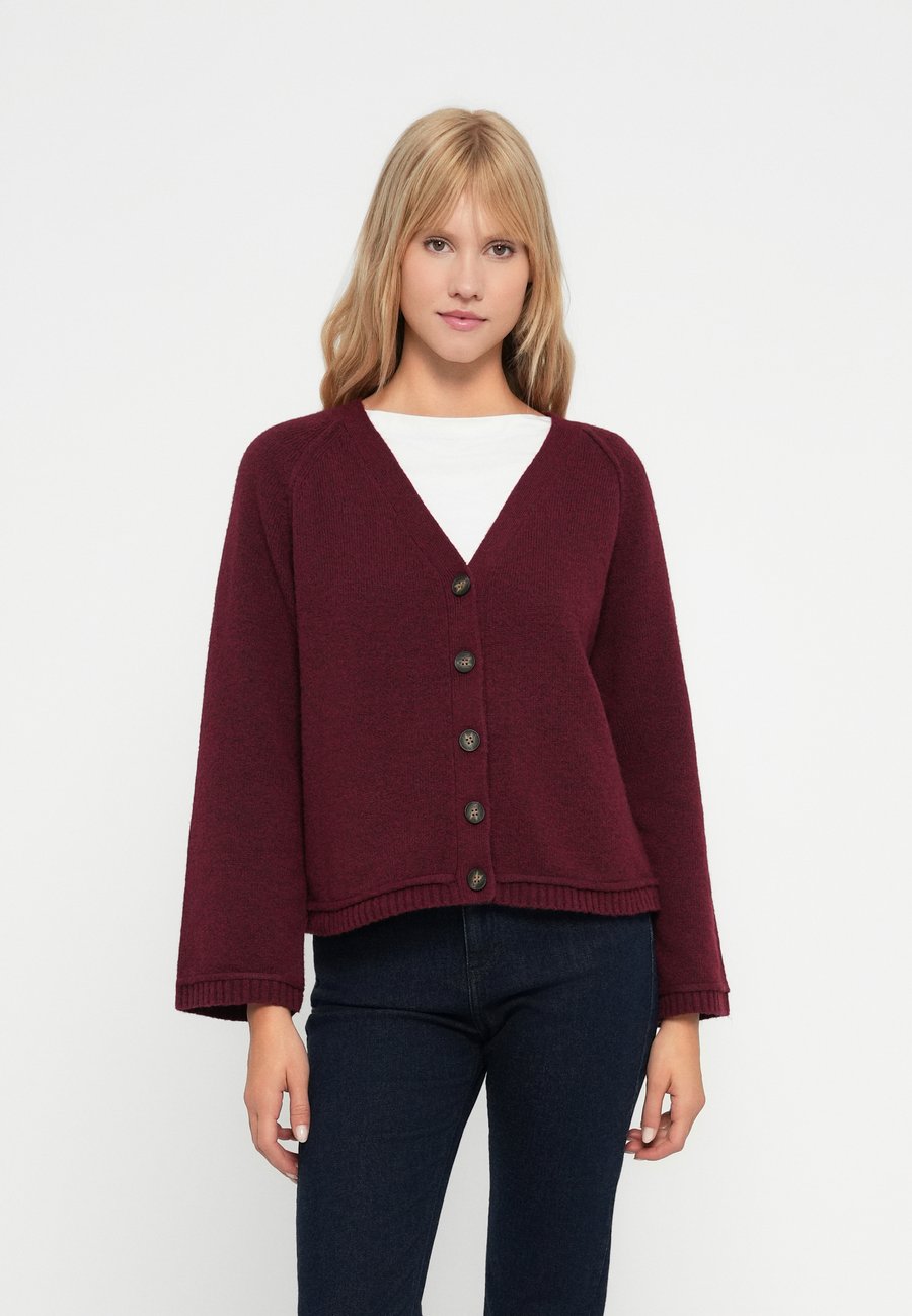 Кардиган ONLY ONLHAZEL LIFE CARDIGAN , Winetasting/Bordeaux
Кардиган ONLY ONLHAZEL LIFE CARDIGAN , Winetasting/Bordeaux
