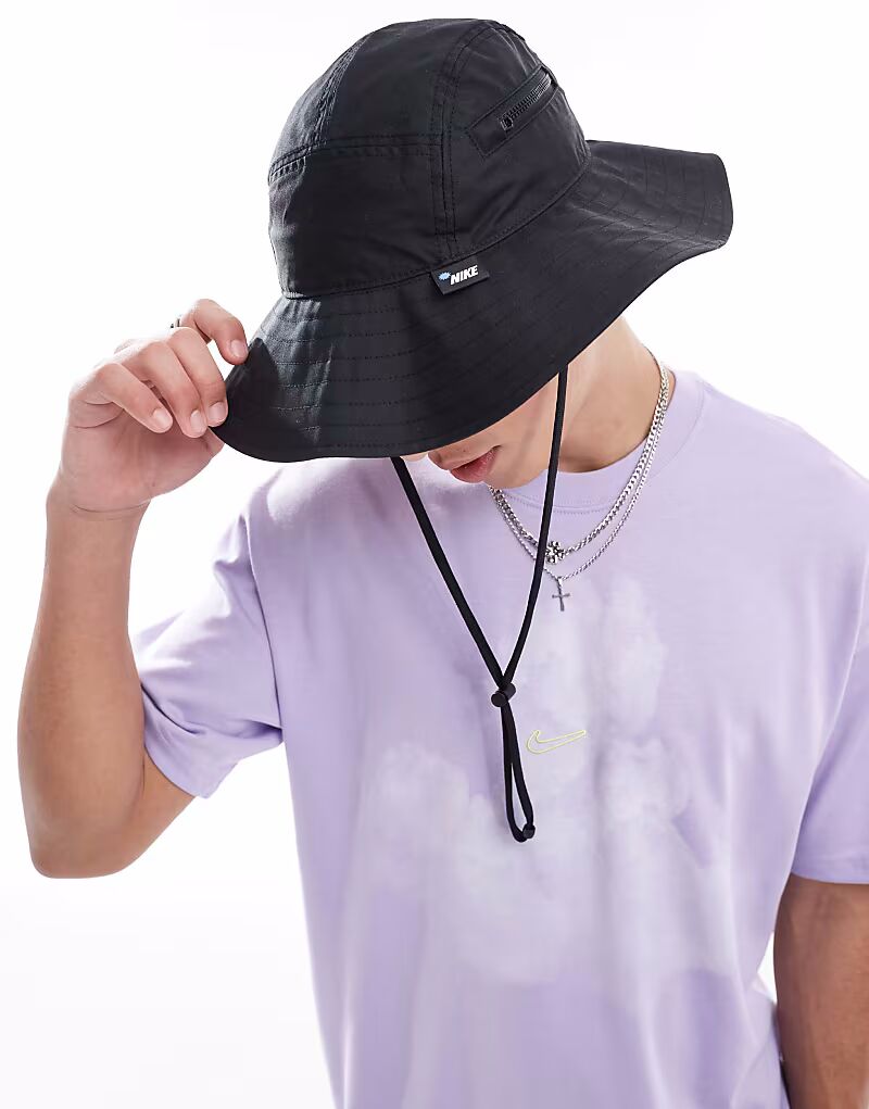 Панама Nike черного цвета
Панама Nike черного цвета