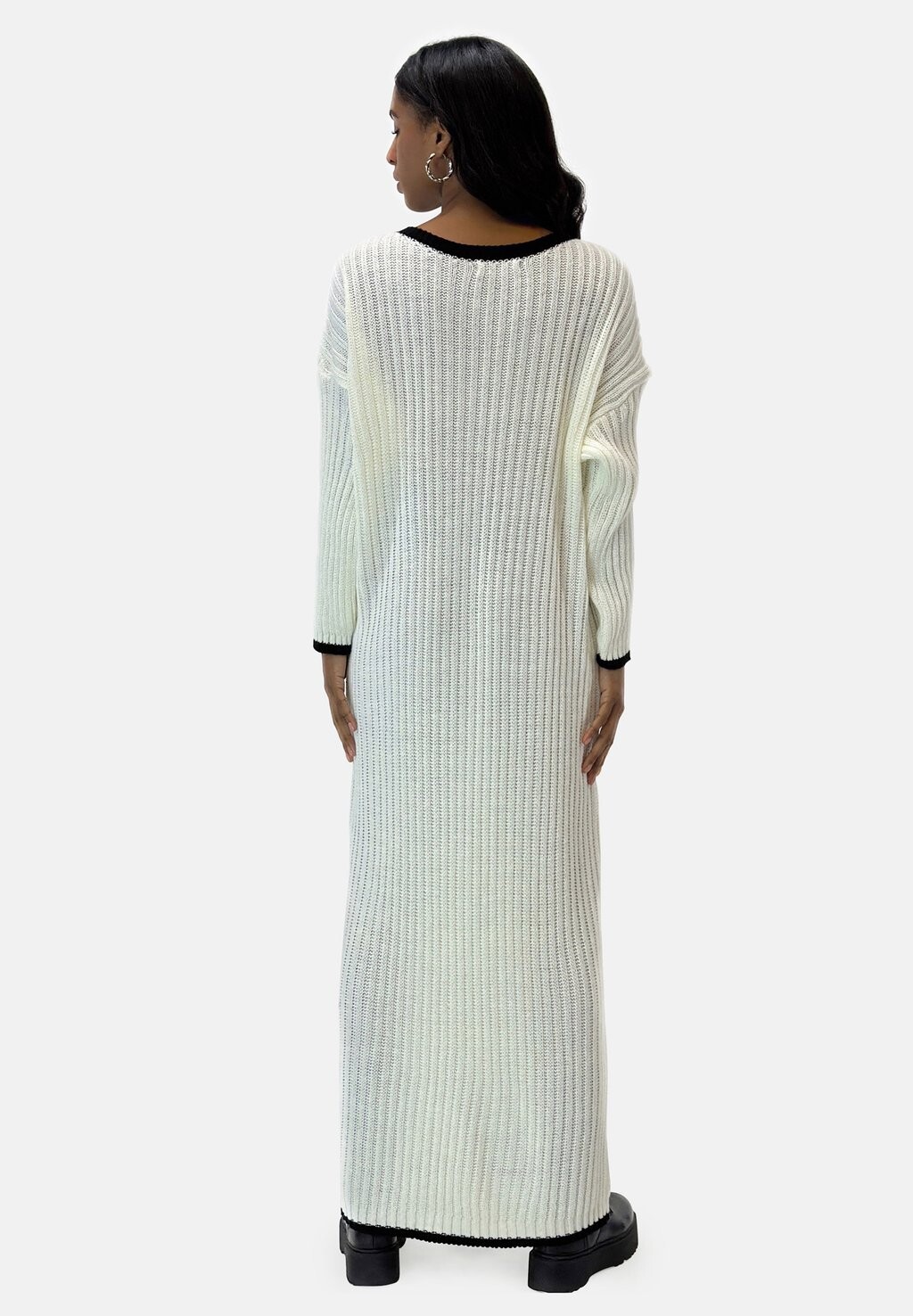 Платье макси Elara, белый
Платье макси Elara, белый