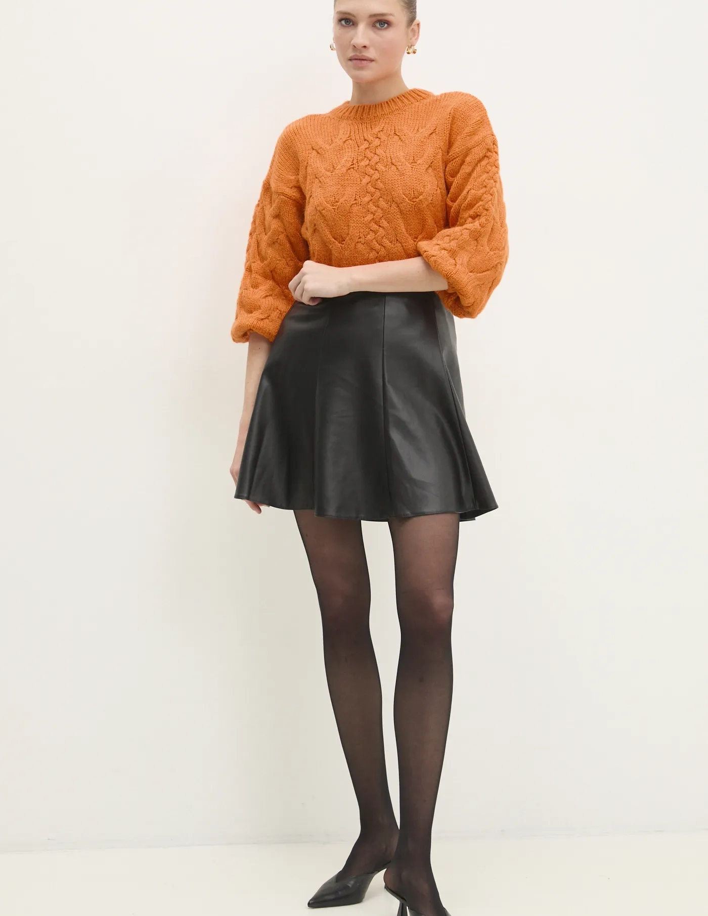 Свитер Answear Lab, оранжевый 
Свитер Answear Lab, оранжевый