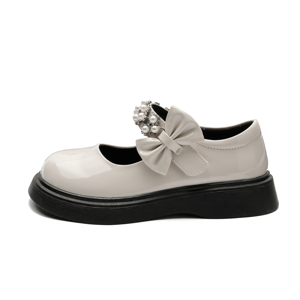 Противоскользящая детская кожаная обувь BELLE, бежевый
Противоскользящая детская кожаная обувь BELLE, бежевый