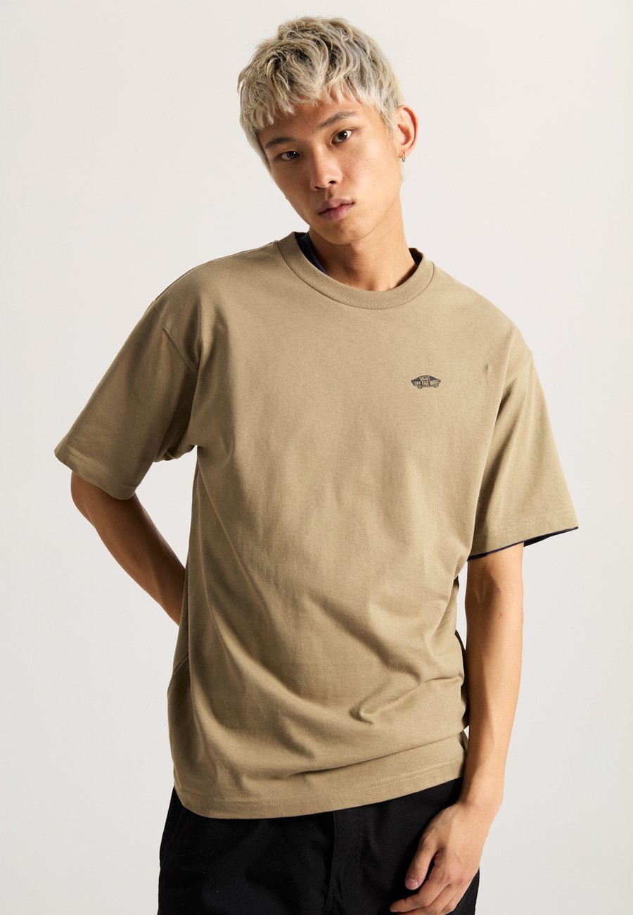 Футболка Vans STYLE 76 II LOOSE FIT, Olive
Футболка Vans STYLE 76 II LOOSE FIT, Olive